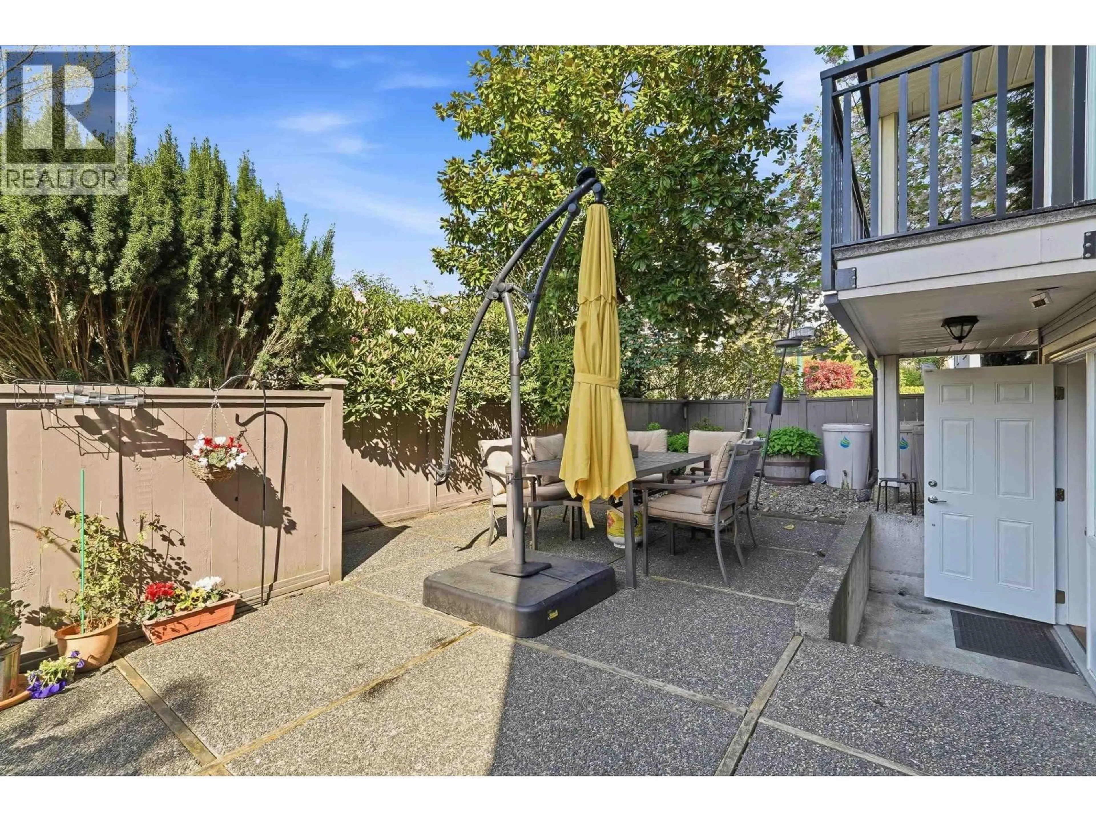 Patio, street for 1 - 1606 10TH AVENUE, Vancouver British Columbia V6J2A1