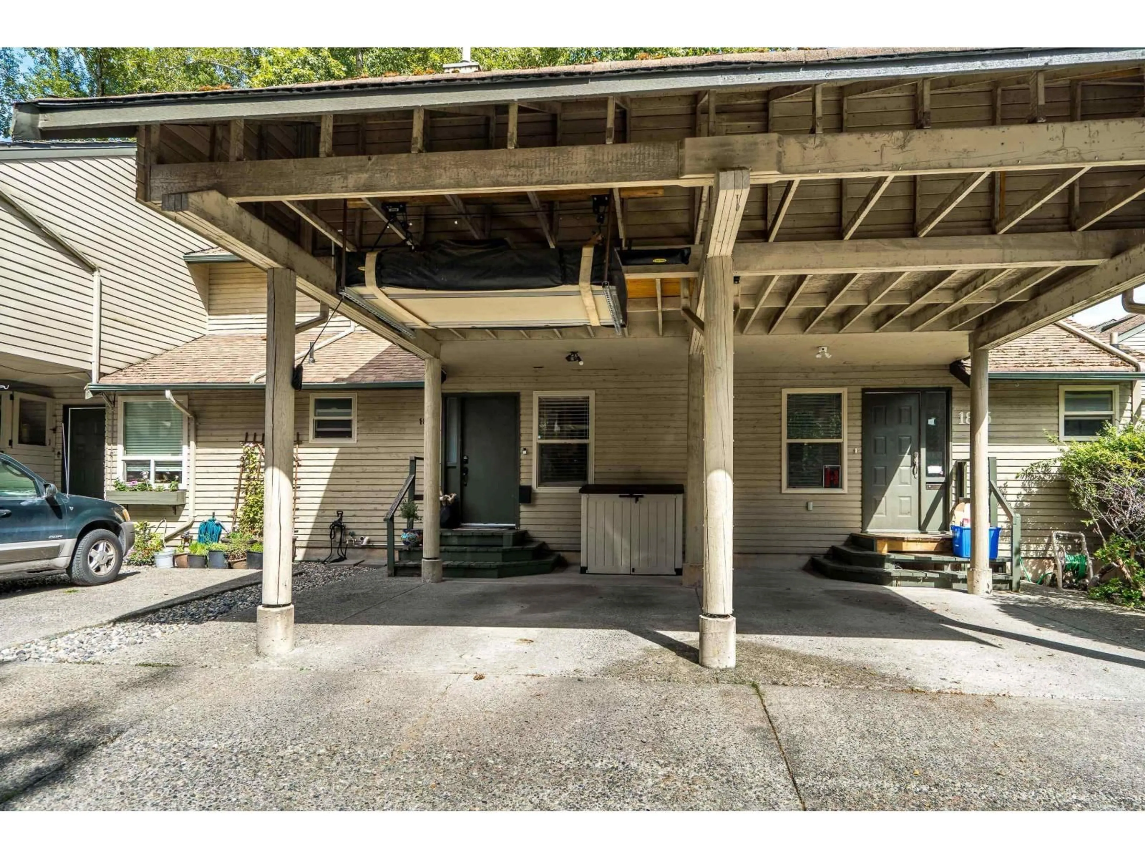 Unknown for 1873 LILAC DRIVE, Surrey British Columbia V4A6C7