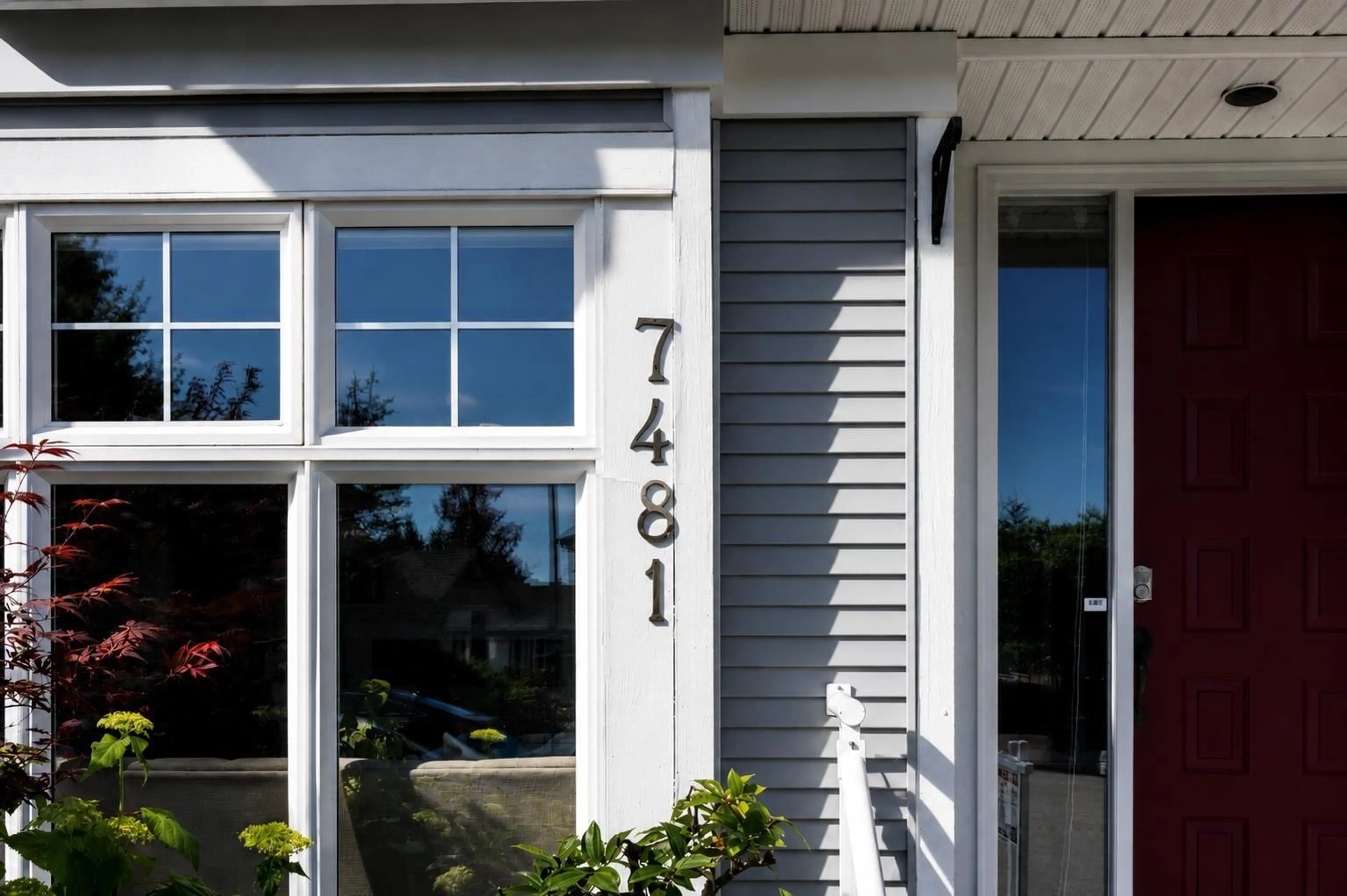 Home with vinyl exterior material, unknown for 7481 147 STREET, Surrey British Columbia V3S8Y7