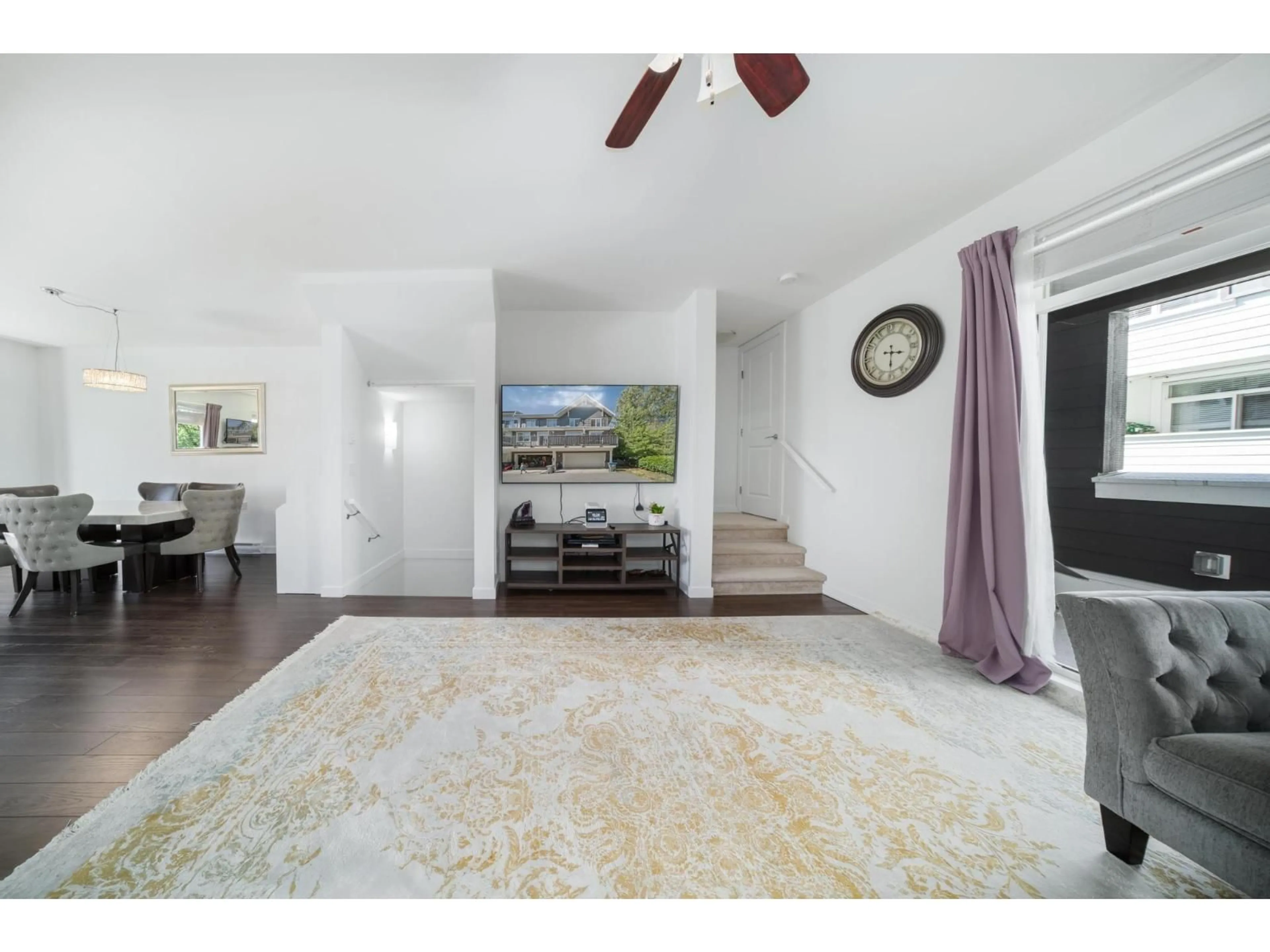 Unknown for 8 - 16357 15 AVENUE, Surrey British Columbia V4A0C2