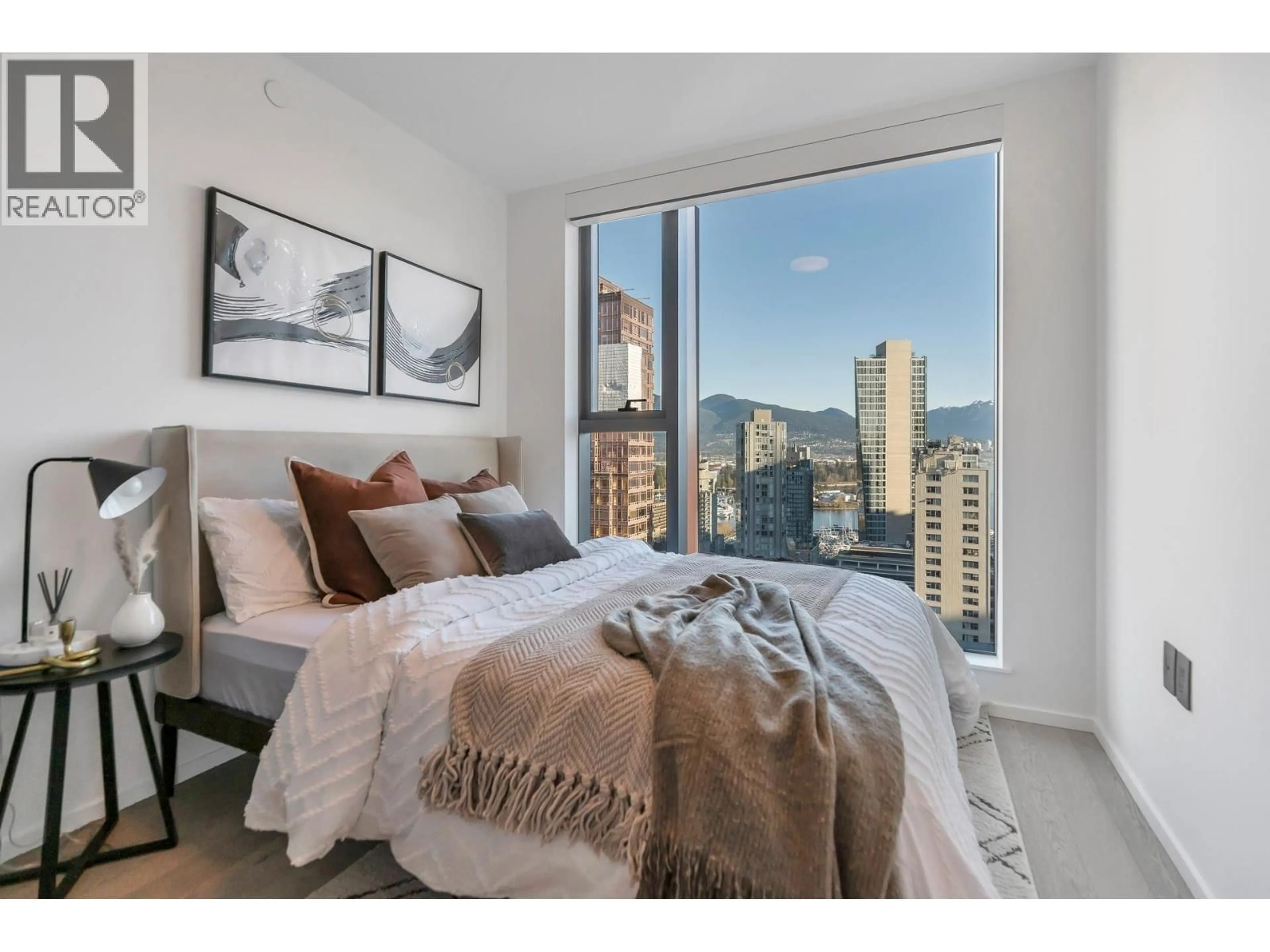 Bedroom with bed, unknown for 2303 - 1408 ROBSON STREET, Vancouver British Columbia V6G1B9