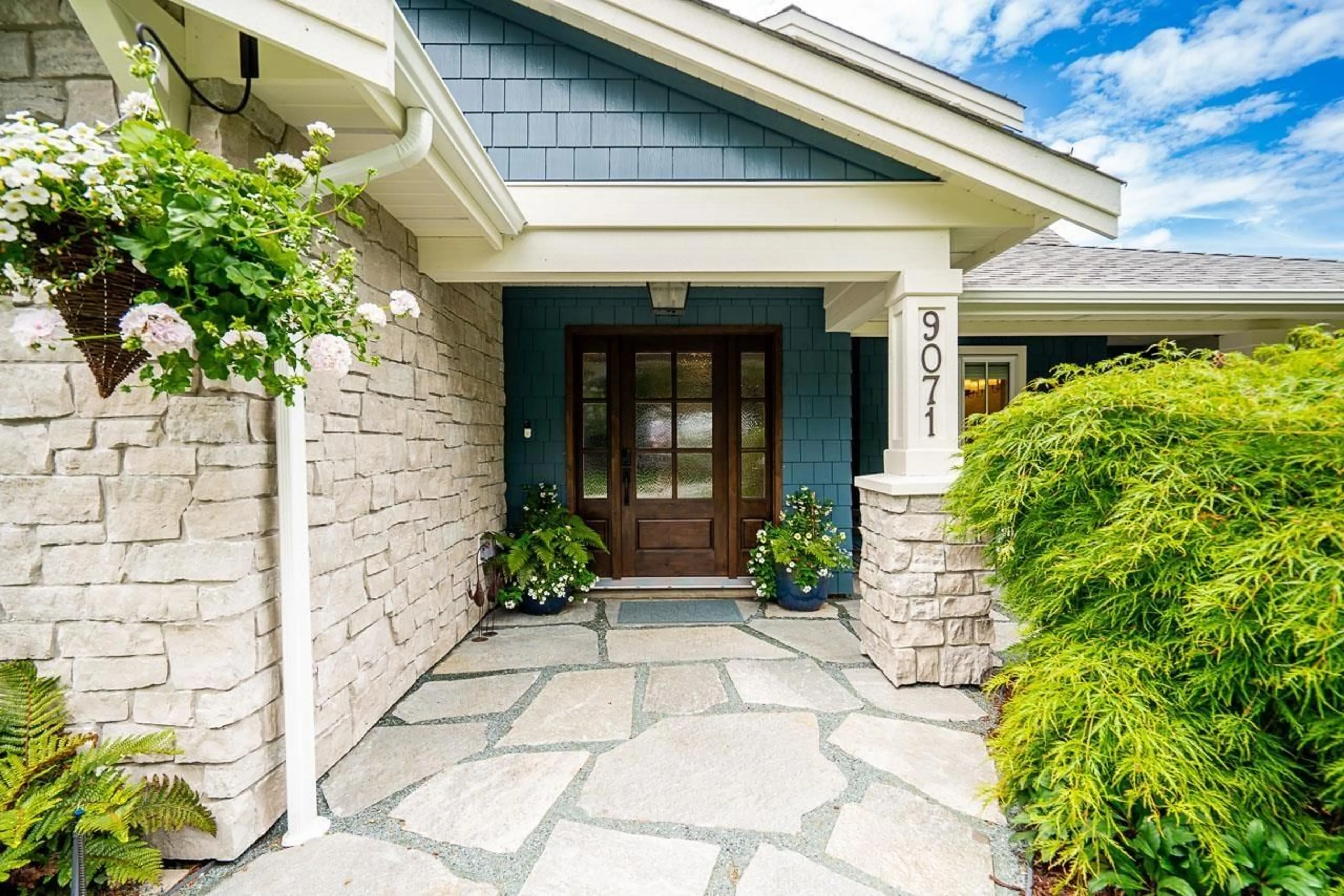 Indoor entryway for 9071 GAY STREET, Langley British Columbia V1M2S2