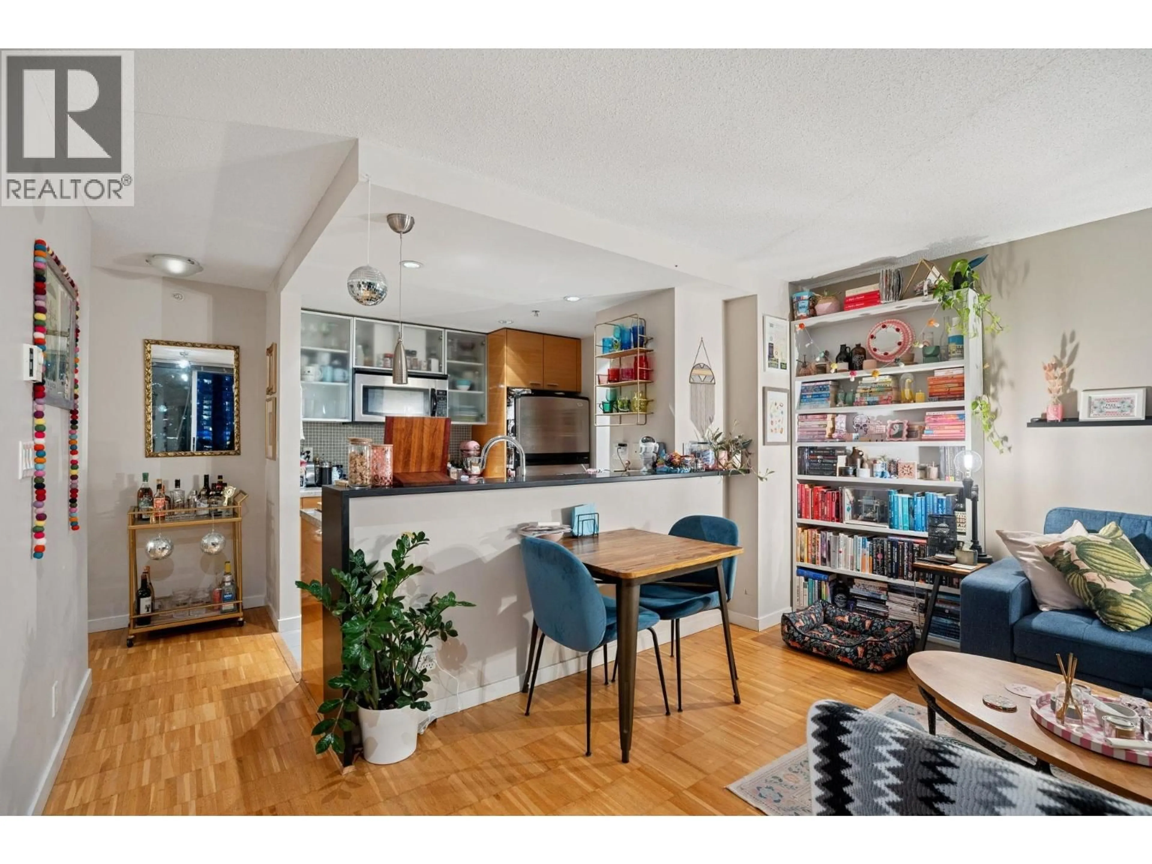 Open concept kitchen, unknown for 1901 - 33 SMITHE STREET, Vancouver British Columbia V6B0B5