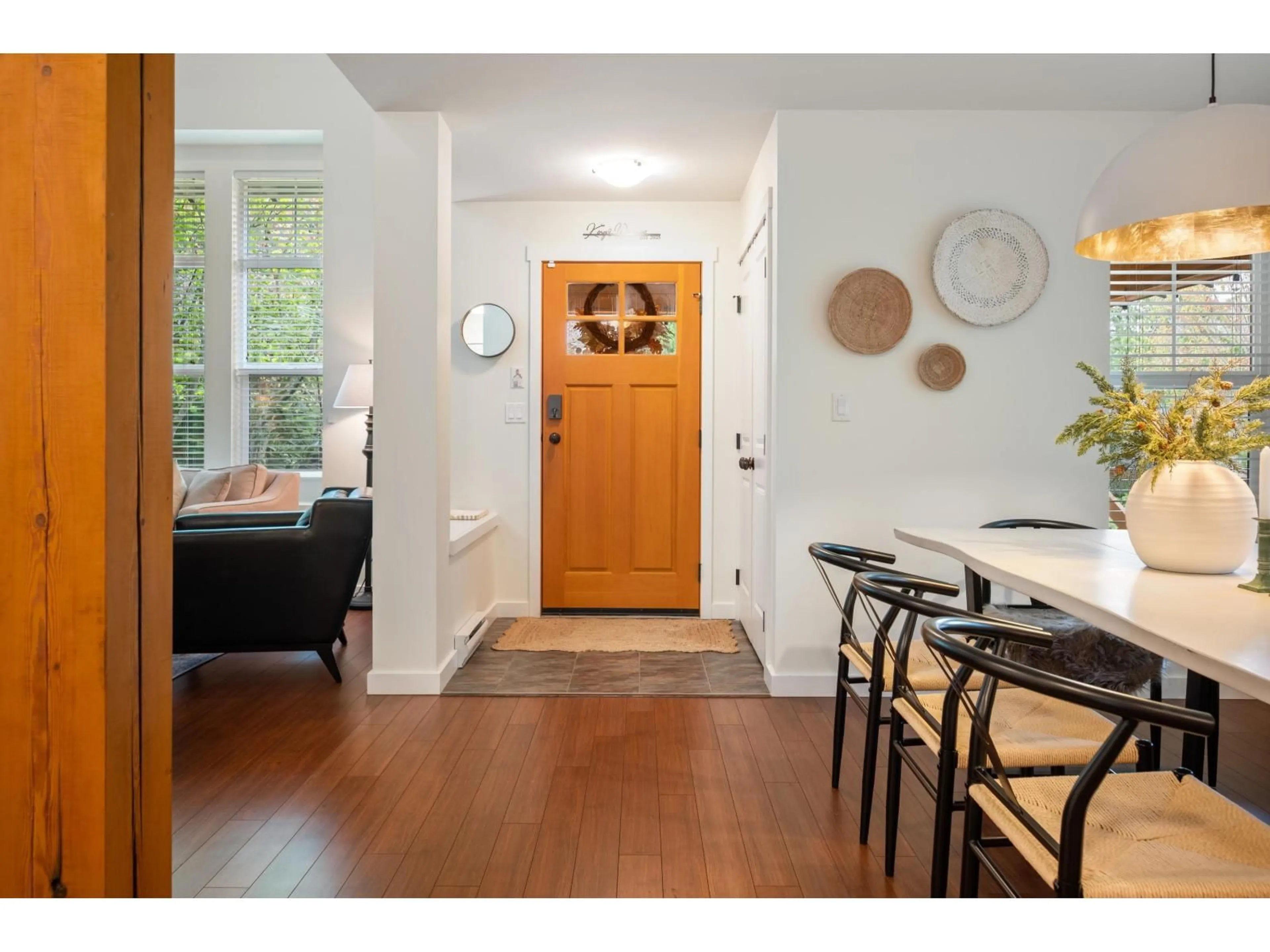 Indoor entryway for 43610 COTTON TAIL CROSSING, Lindell Beach British Columbia V2R0E1