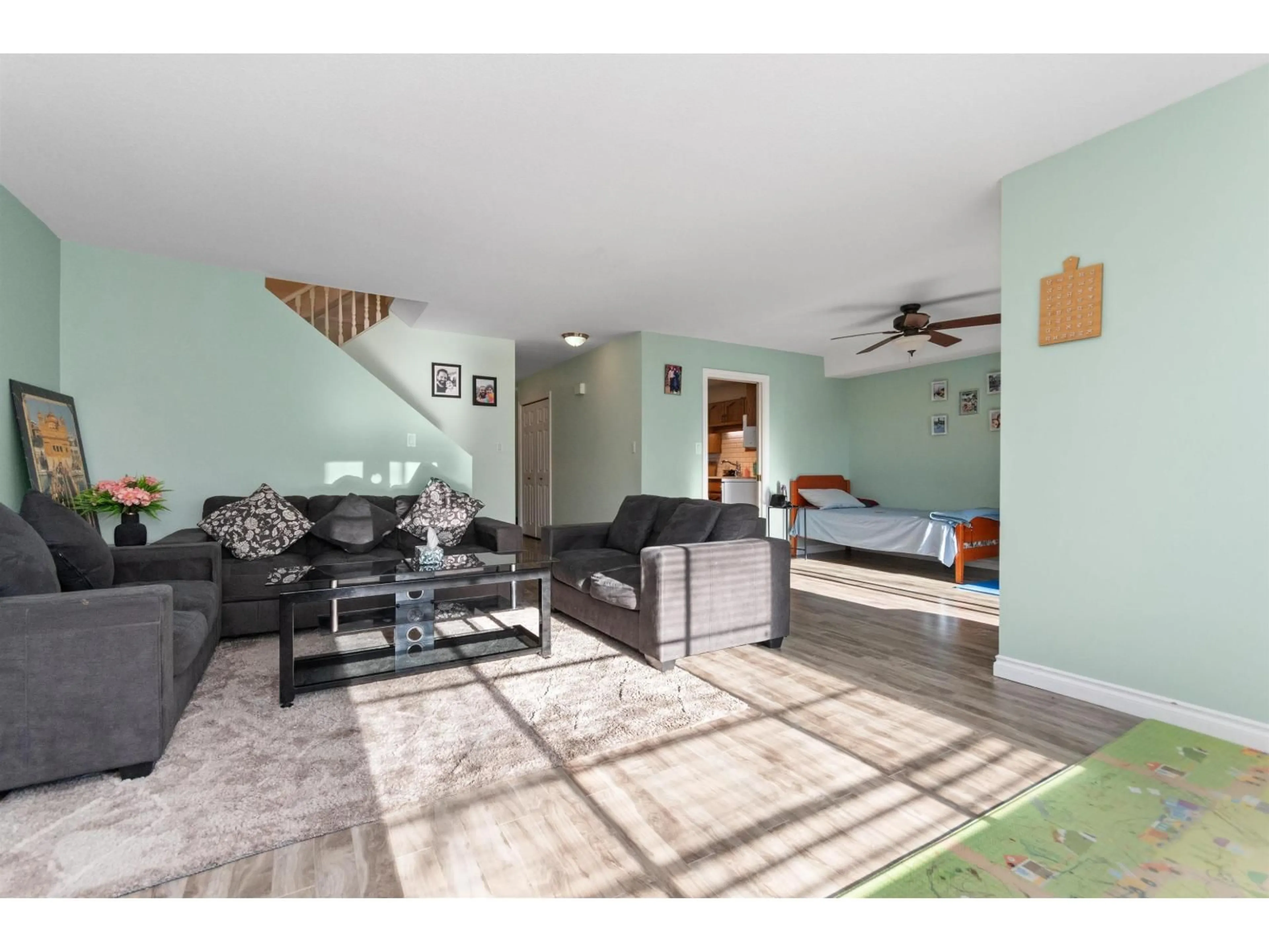 Living room with furniture, unknown for 12 - 2575 MCADAM STREET, Abbotsford British Columbia V2S7G4