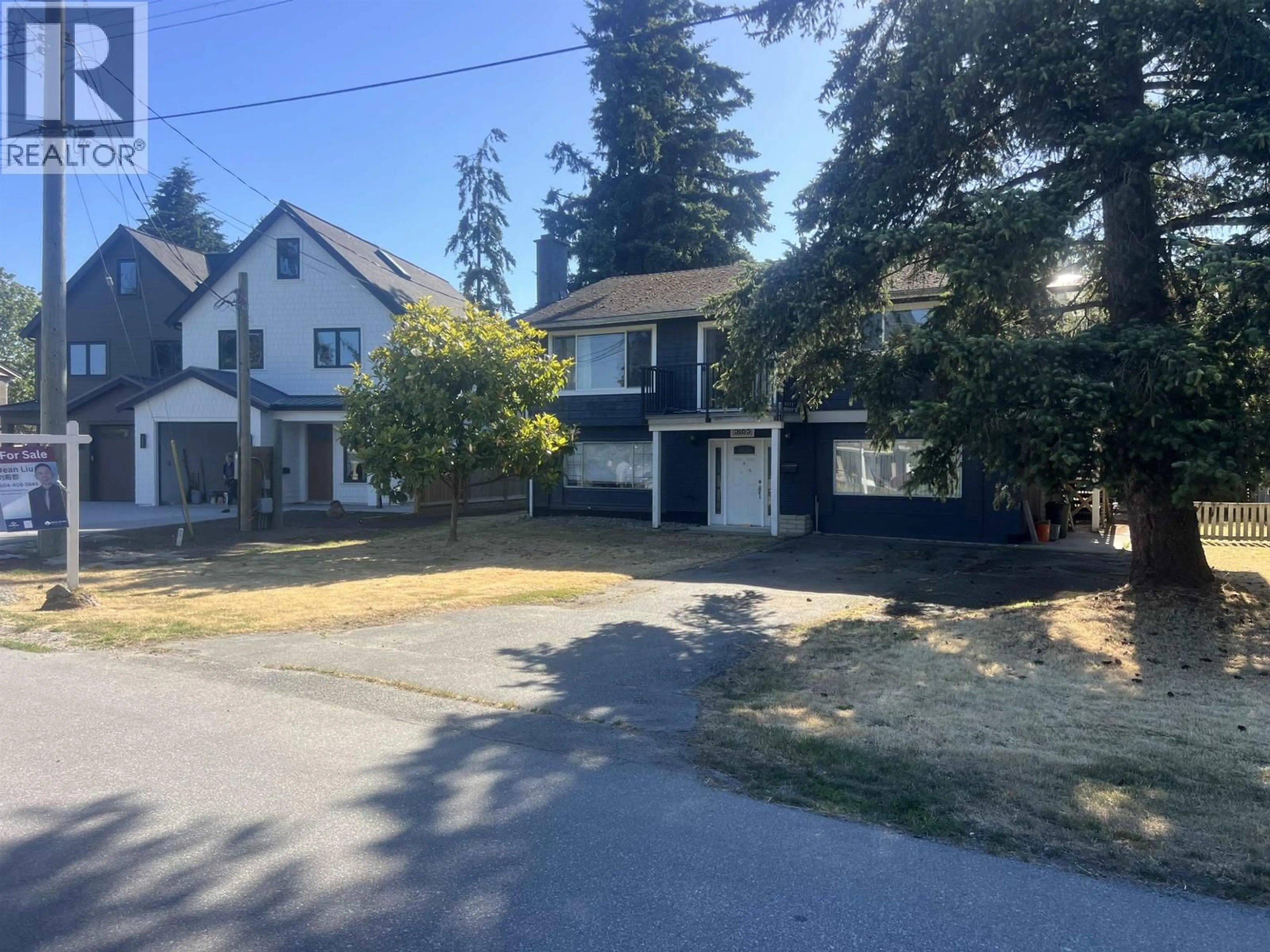 A pic from outside/outdoor area/front of a property/back of a property/a pic from drone, street for 5185 WHITWORTH CRESCENT, Delta British Columbia V4K1B1