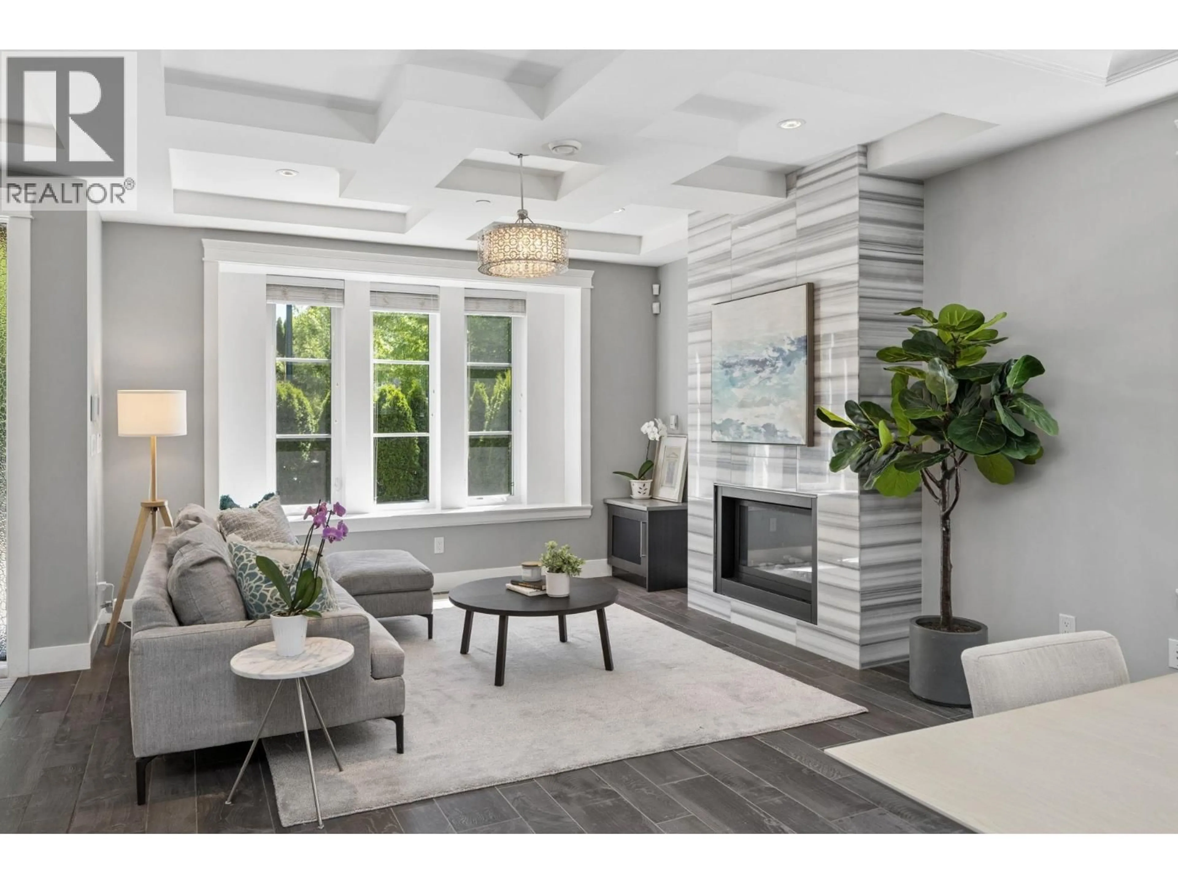 Unknown for 3233 GRANT STREET, Vancouver British Columbia V5K3J1