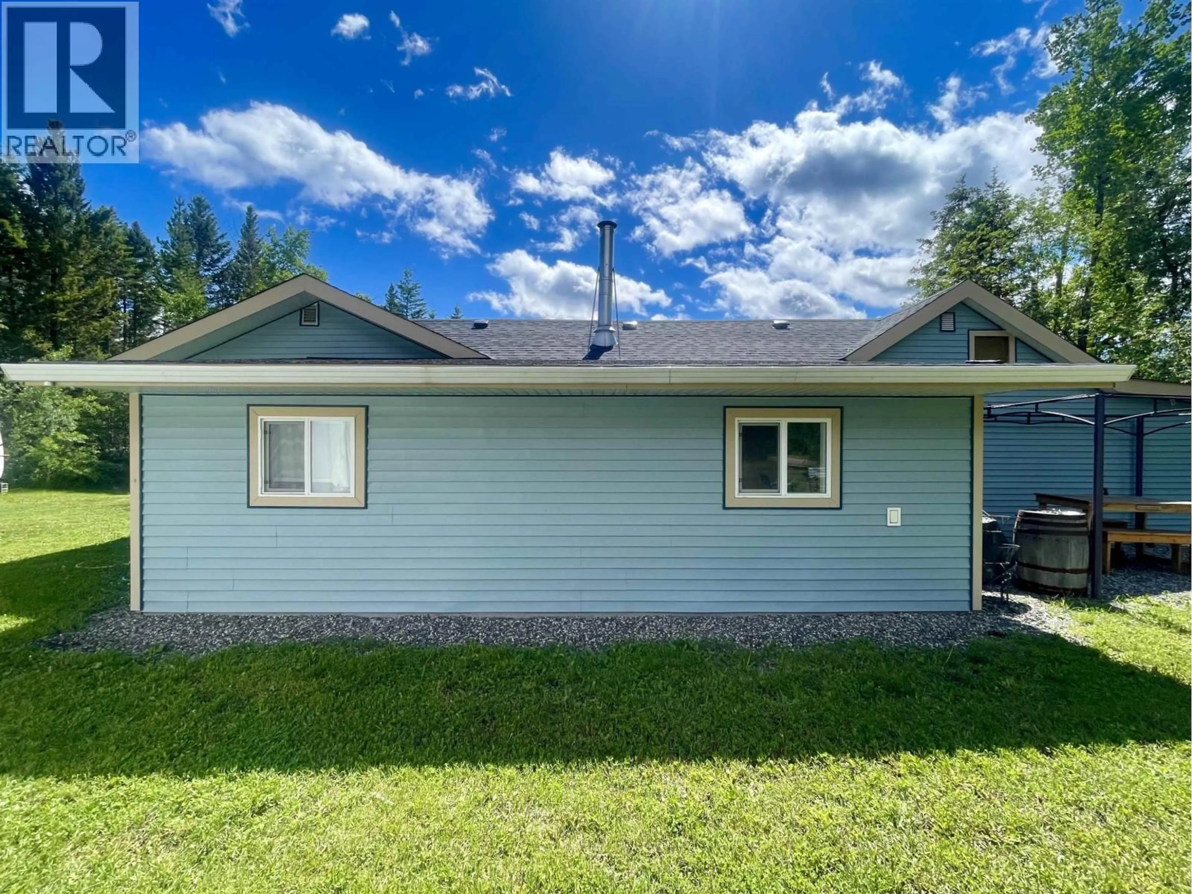 Home with vinyl exterior material, unknown for 6572 WUTKE ROAD, 100 Mile House British Columbia V0K2E2