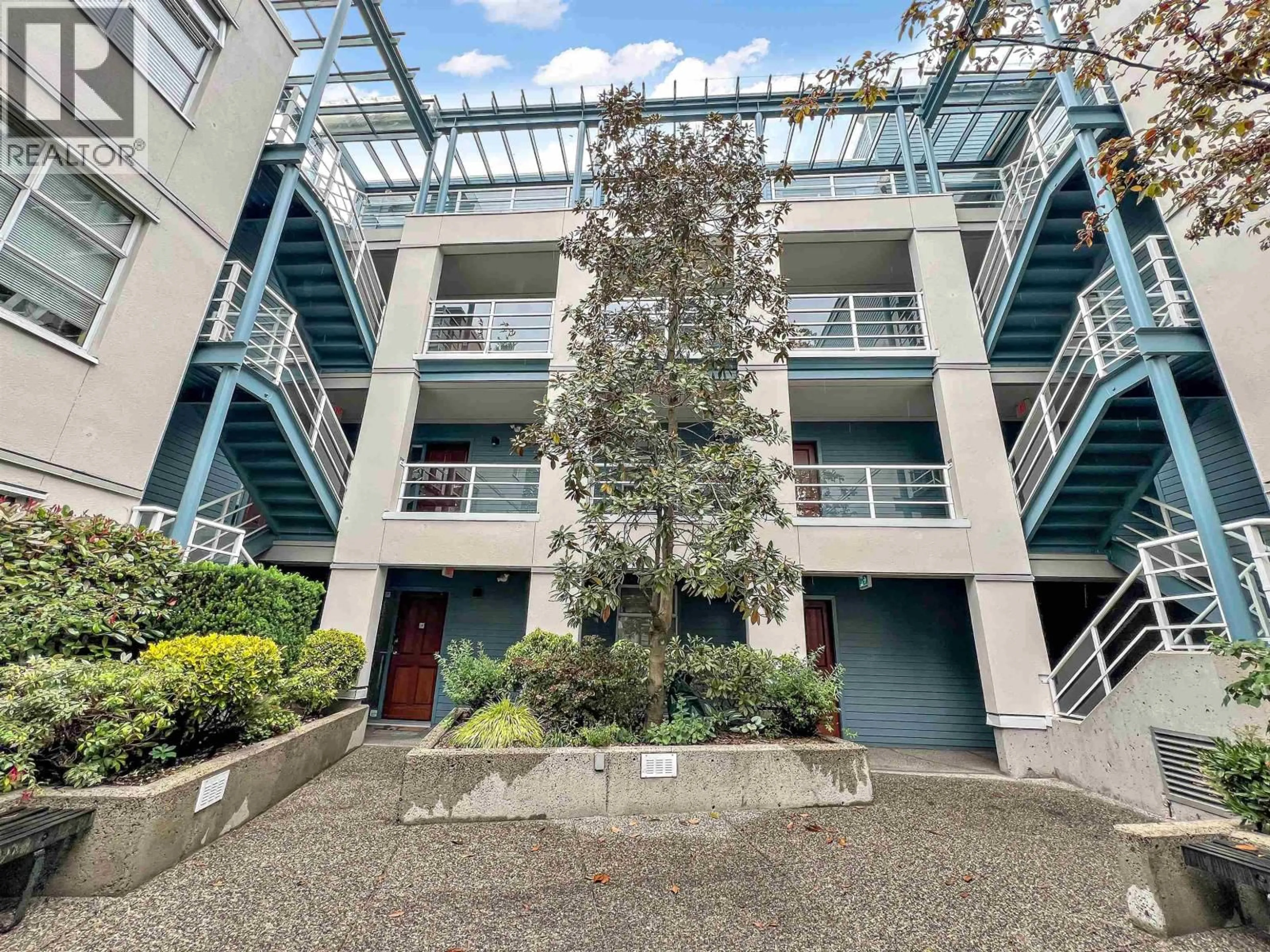 Unknown for 203 - 2555 4TH AVENUE, Vancouver British Columbia V6K1P5