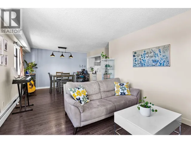 202 - 209 CARNARVON STREET, New Westminster 4