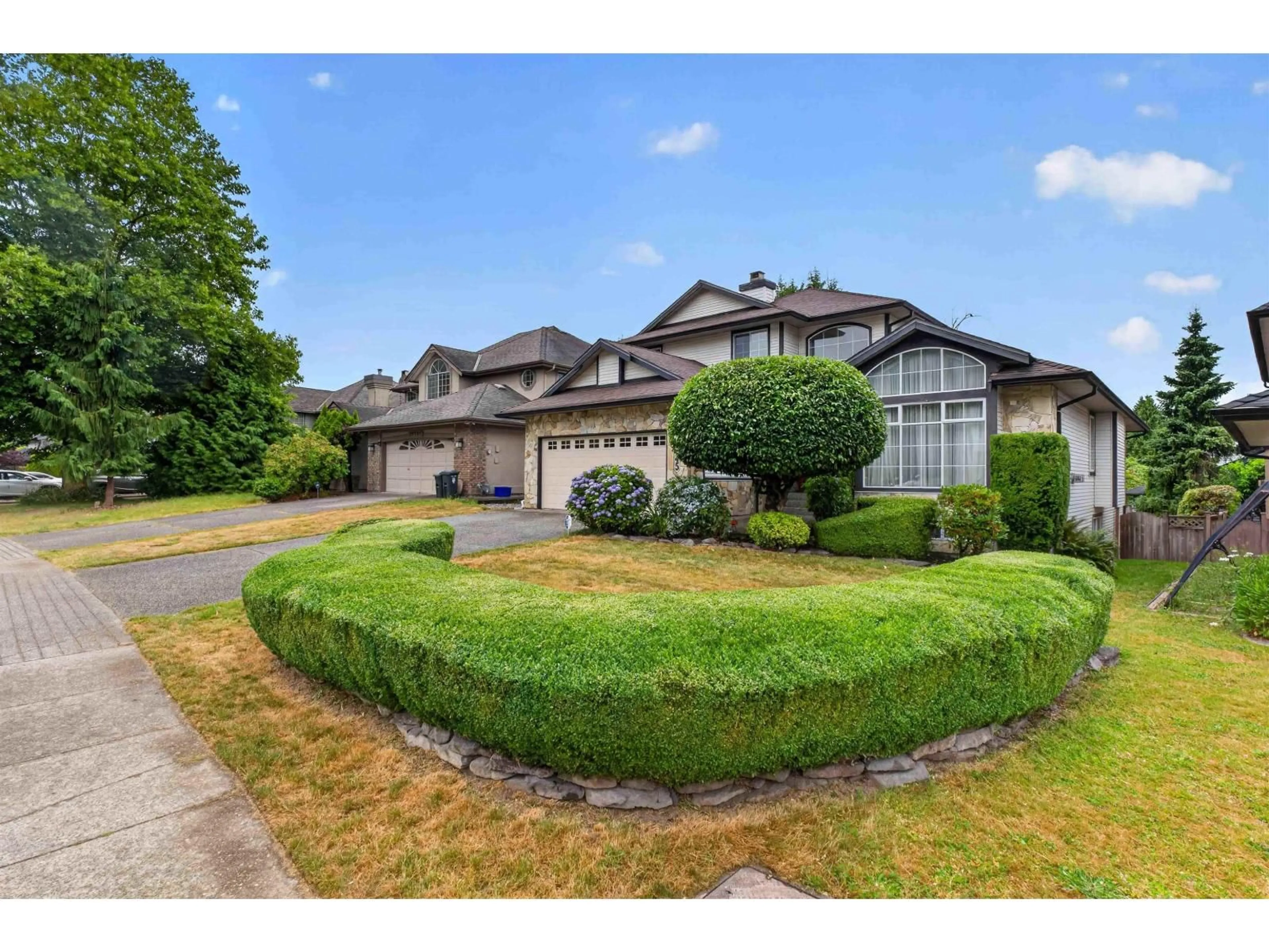 A pic from outside/outdoor area/front of a property/back of a property/a pic from drone, street for 21545 TELEGRAPH TRAIL, Langley British Columbia V1M2K8