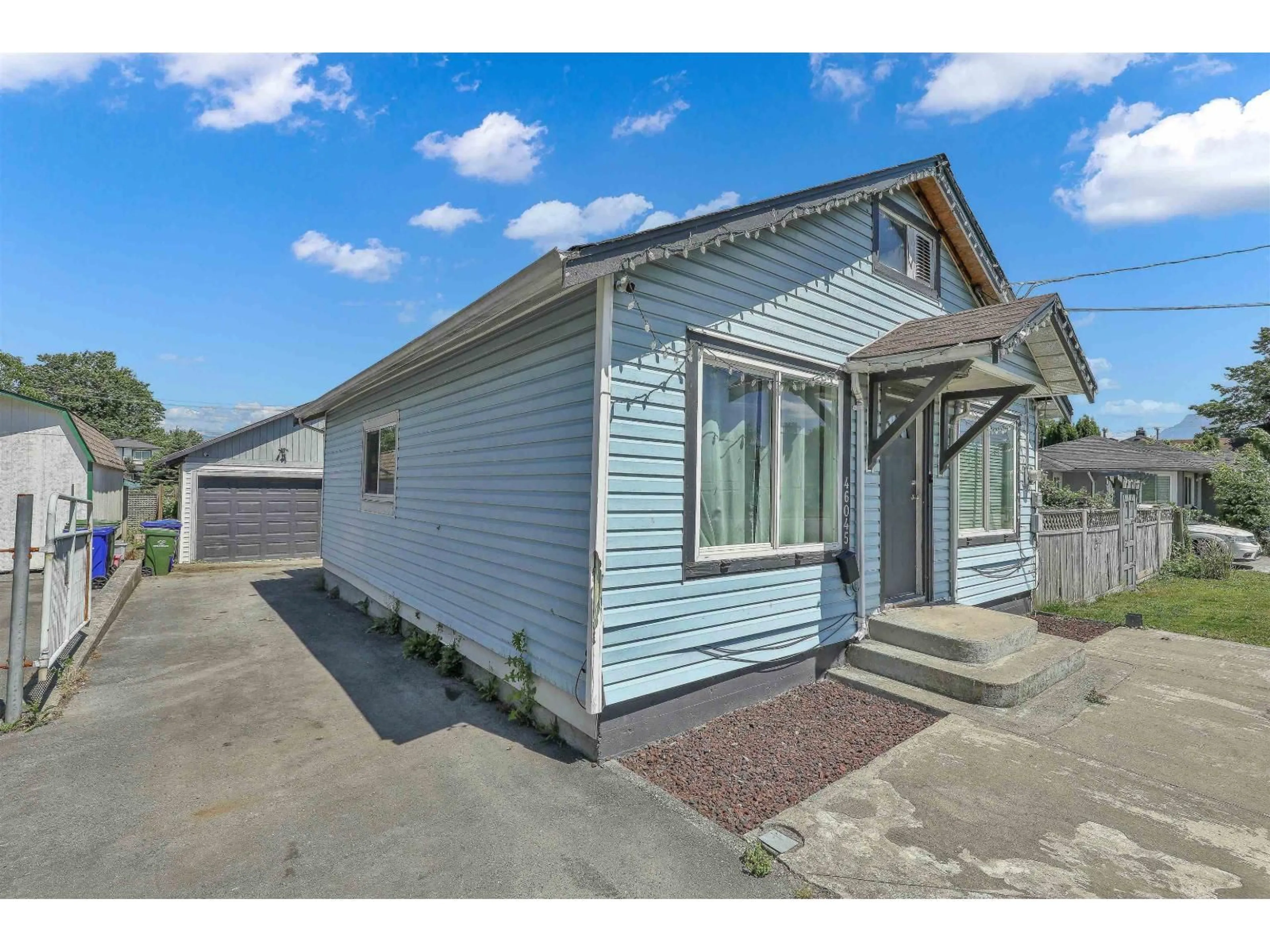 Unknown for 46045 FIFTH AVENUE, Chilliwack British Columbia V2P1M6