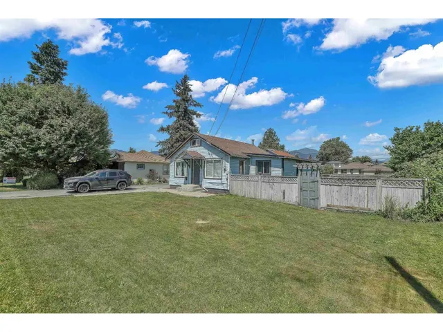 46045 FIFTH AVENUE, Chilliwack 4
