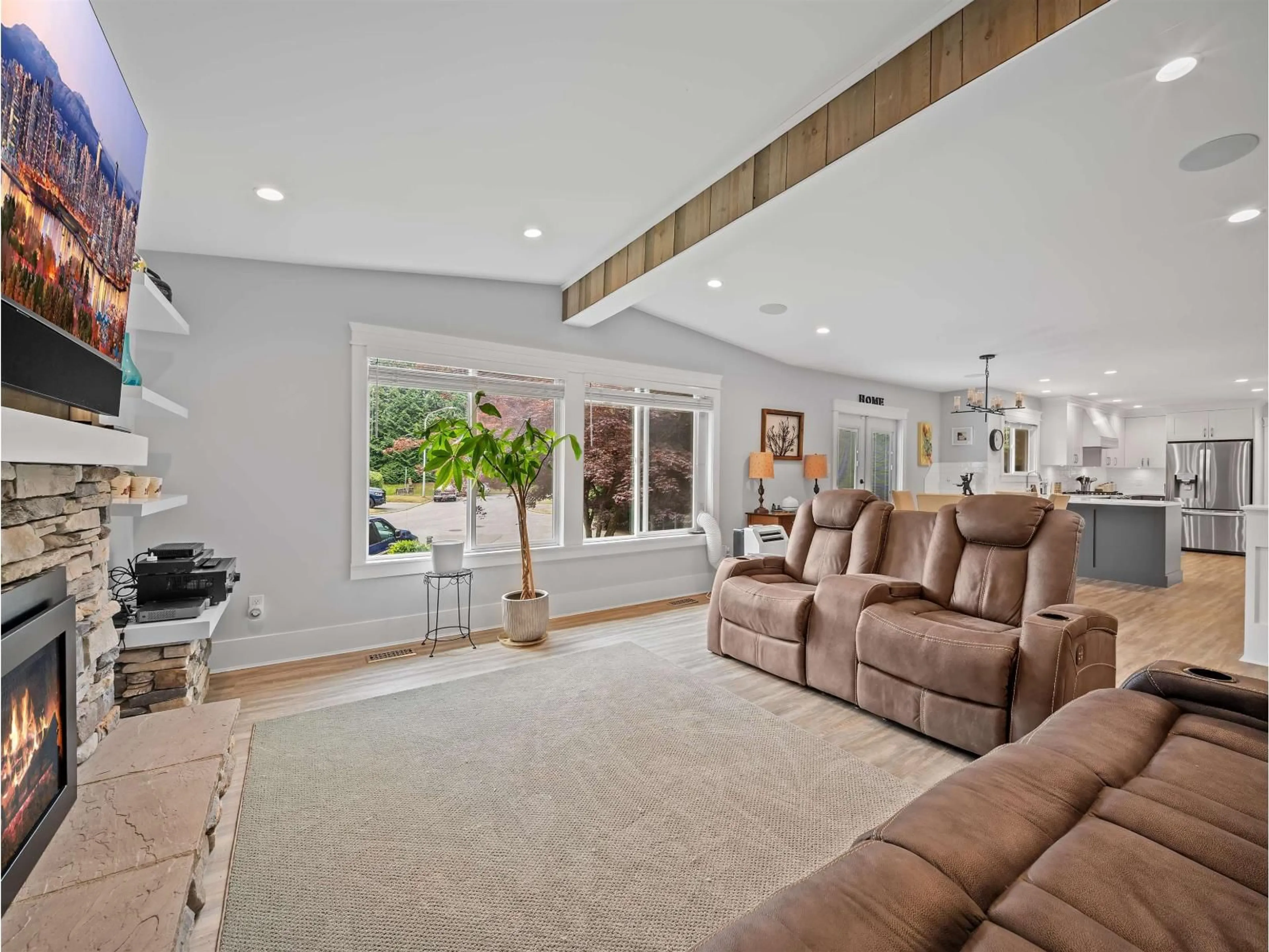 Living room with furniture, unknown for 4769 201 STREET, Langley British Columbia V3A6B5