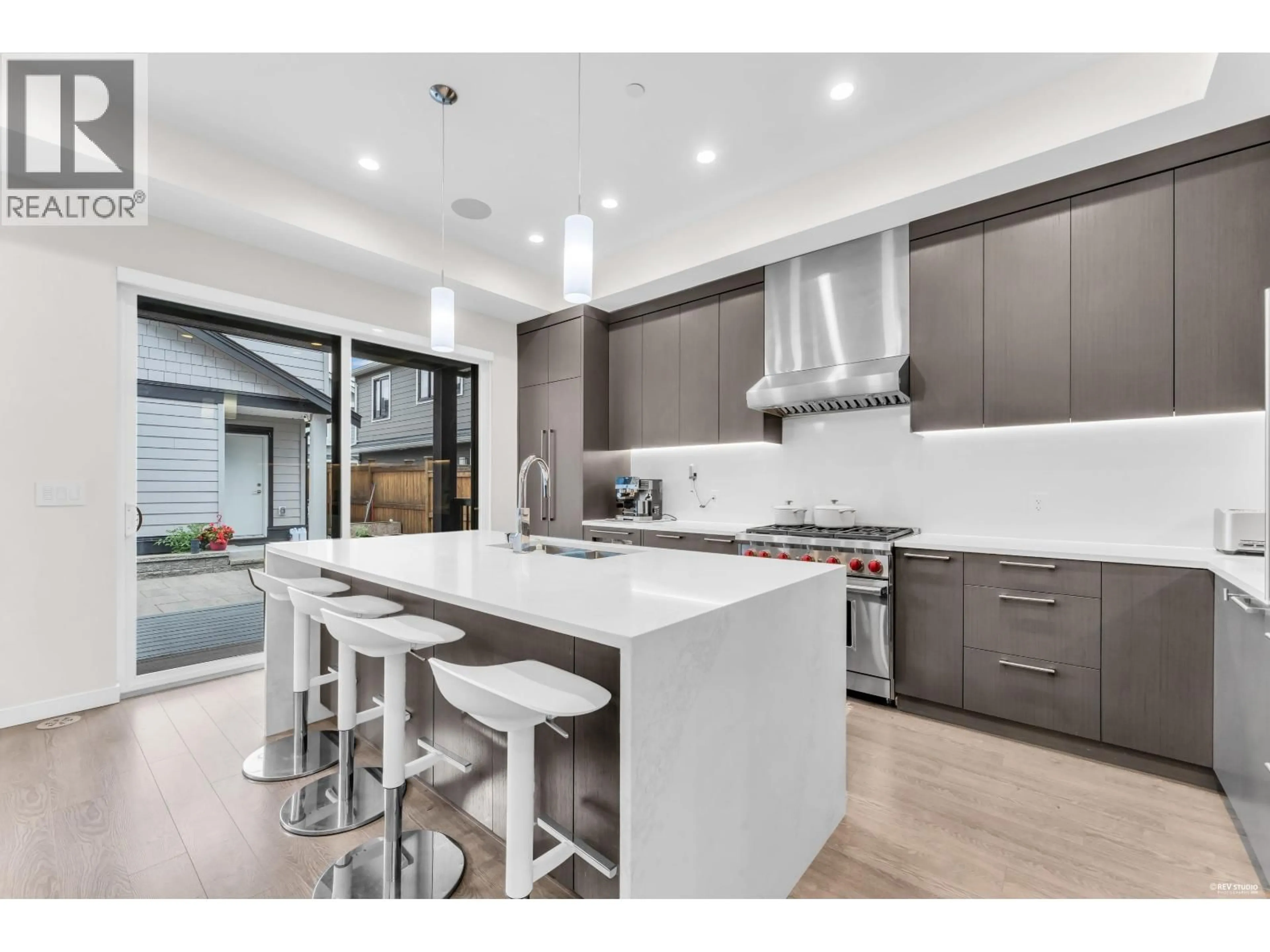 Open concept kitchen, unknown for 4717 HEMLOCK WAY, Tsawwassen British Columbia V4M4G2