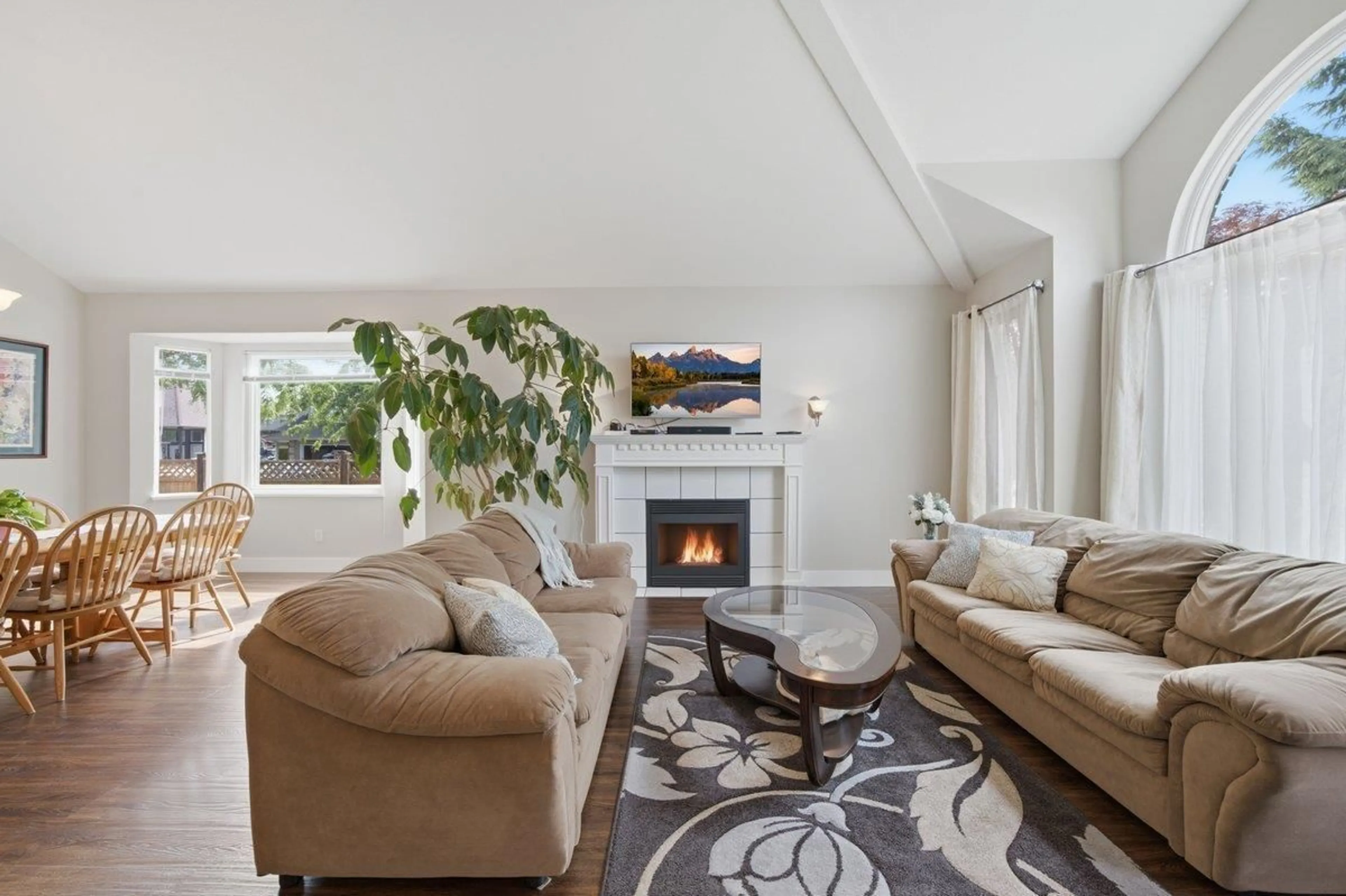 Living room with furniture, unknown for 18745 65 AVENUE, Surrey British Columbia V3S8V2
