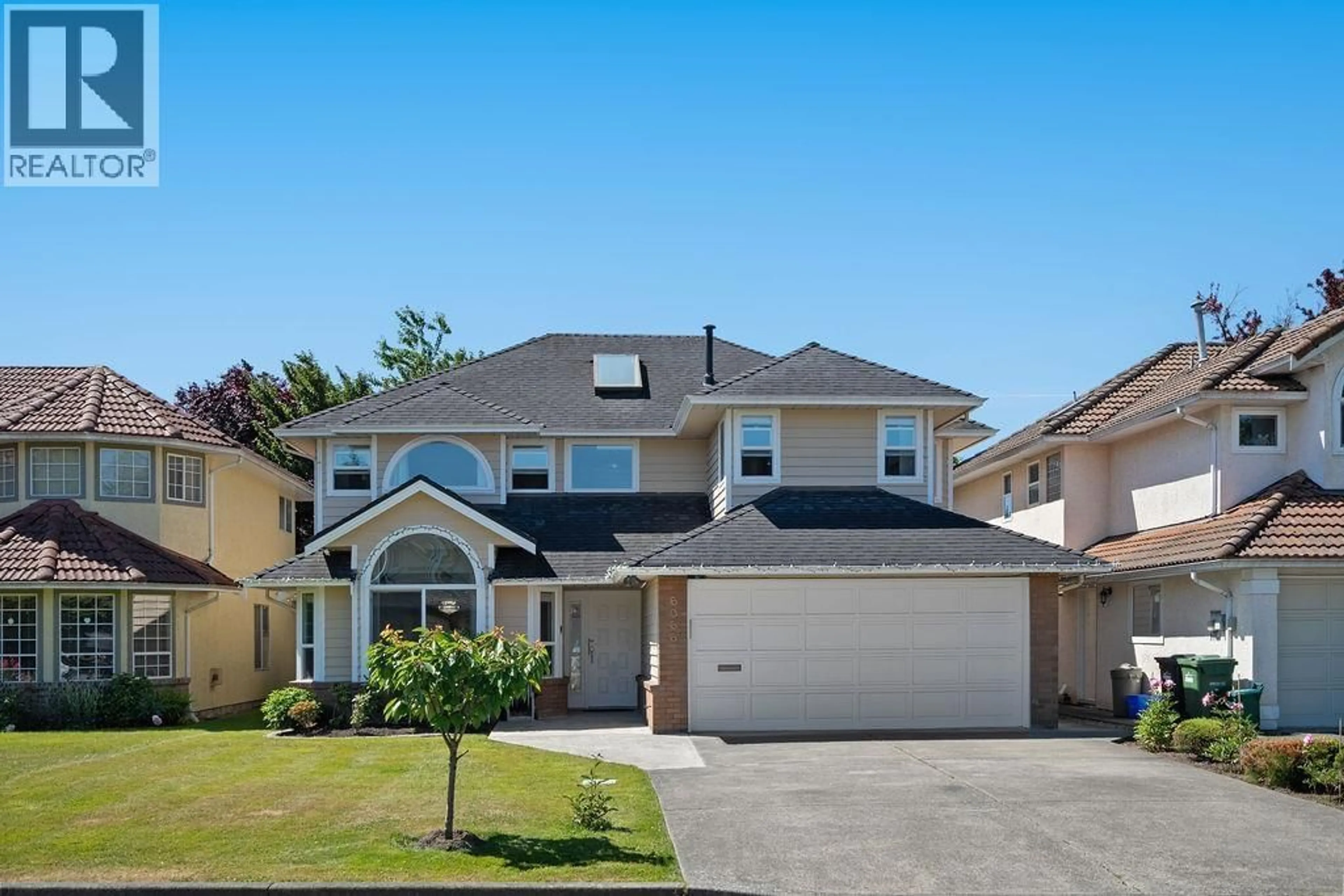 Home with vinyl exterior material, street for 6066 MARTYNIUK PLACE, Richmond British Columbia V7E6K1