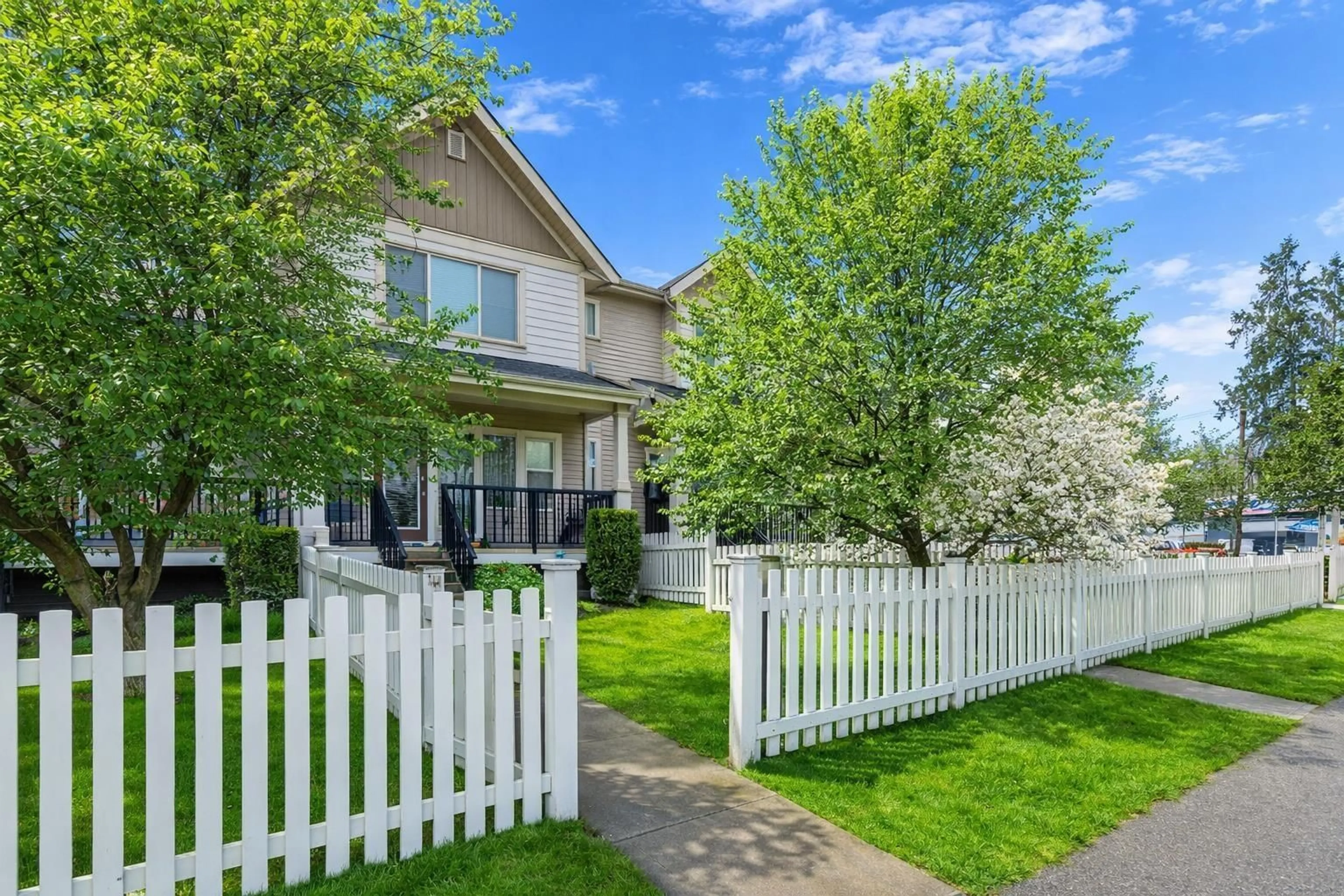 Unknown for 60 - 19097 64 AVENUE, Surrey British Columbia V3S6X5