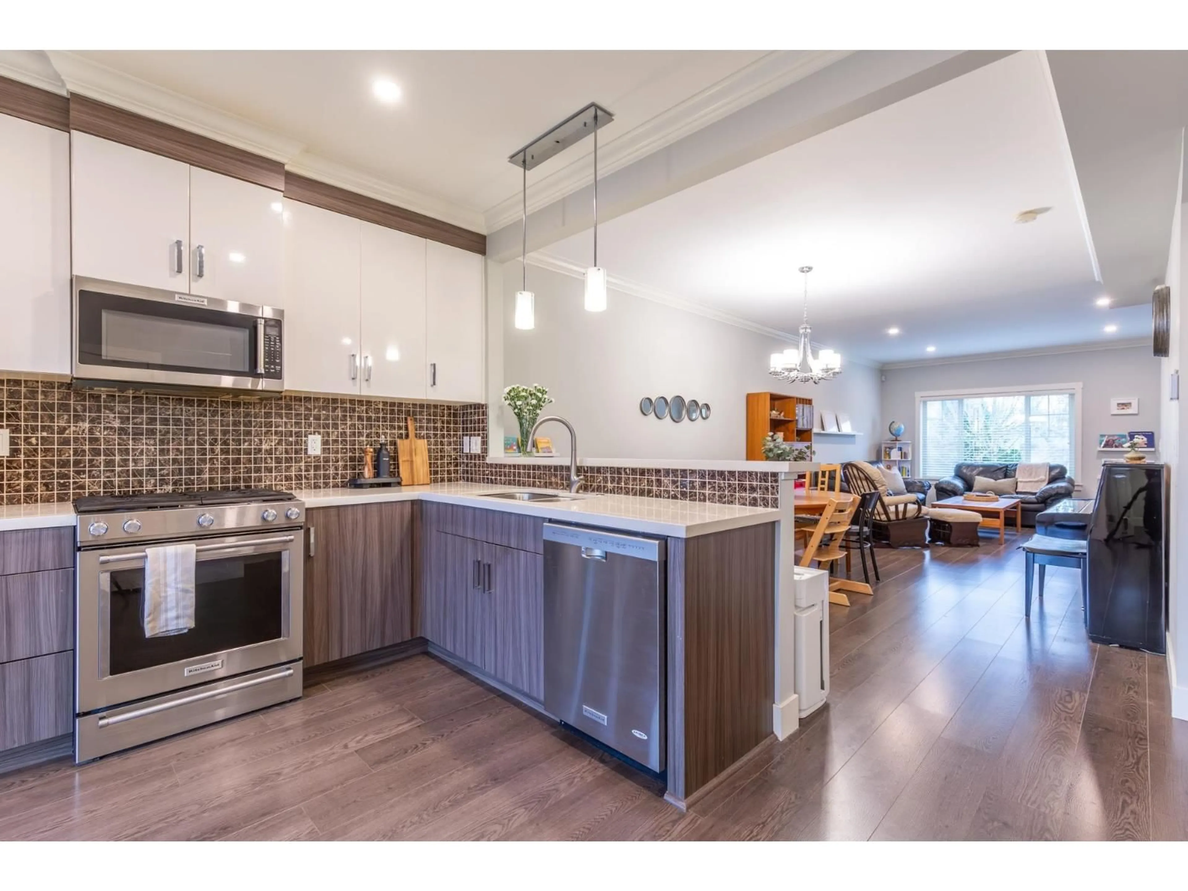 Open concept kitchen, unknown for 60 - 19097 64 AVENUE, Surrey British Columbia V3S6X5