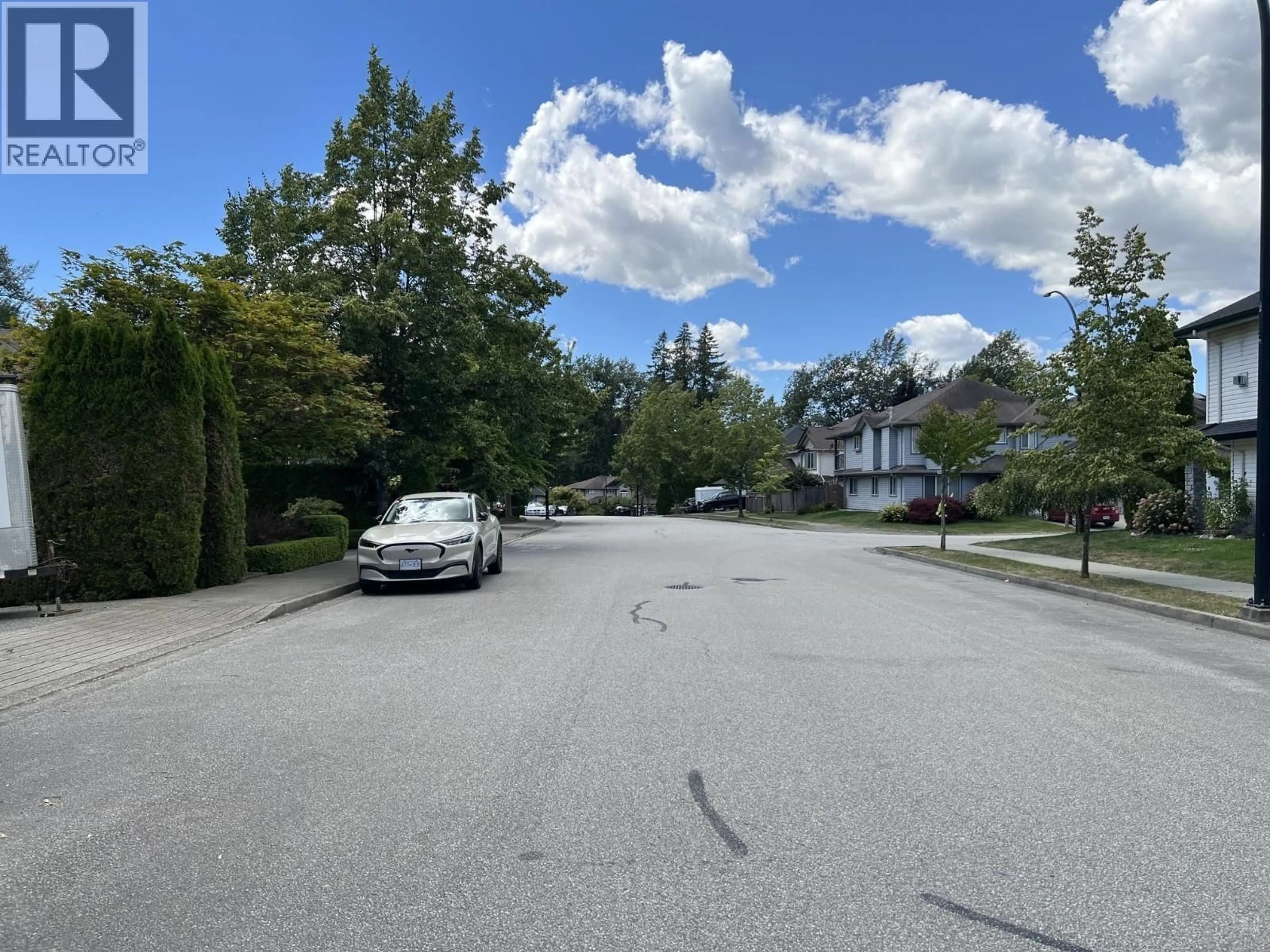 A pic from outside/outdoor area/front of a property/back of a property/a pic from drone, street for 23776 110 AVENUE, Maple Ridge British Columbia V2W1E7
