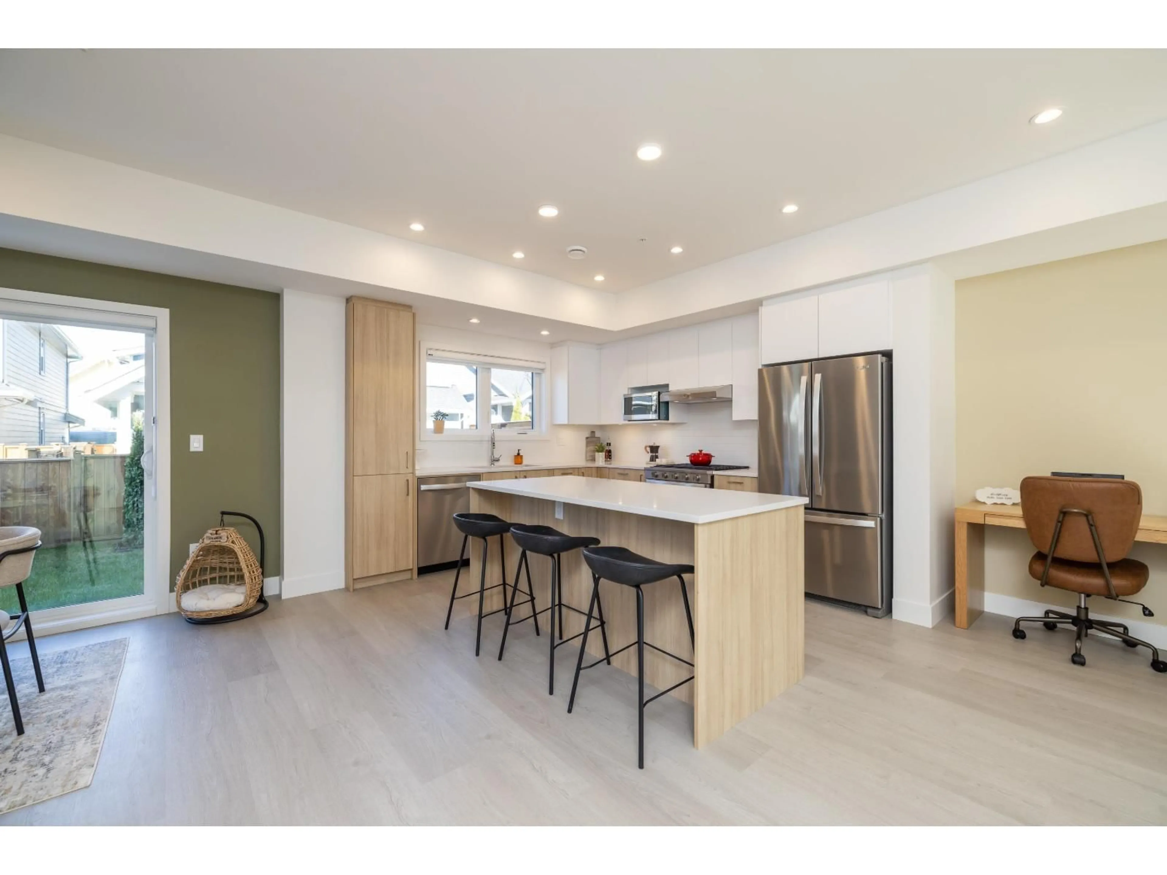 Open concept kitchen, unknown for 92 - 7381 PRESTON BOULEVARD, Mission British Columbia V2V1C5