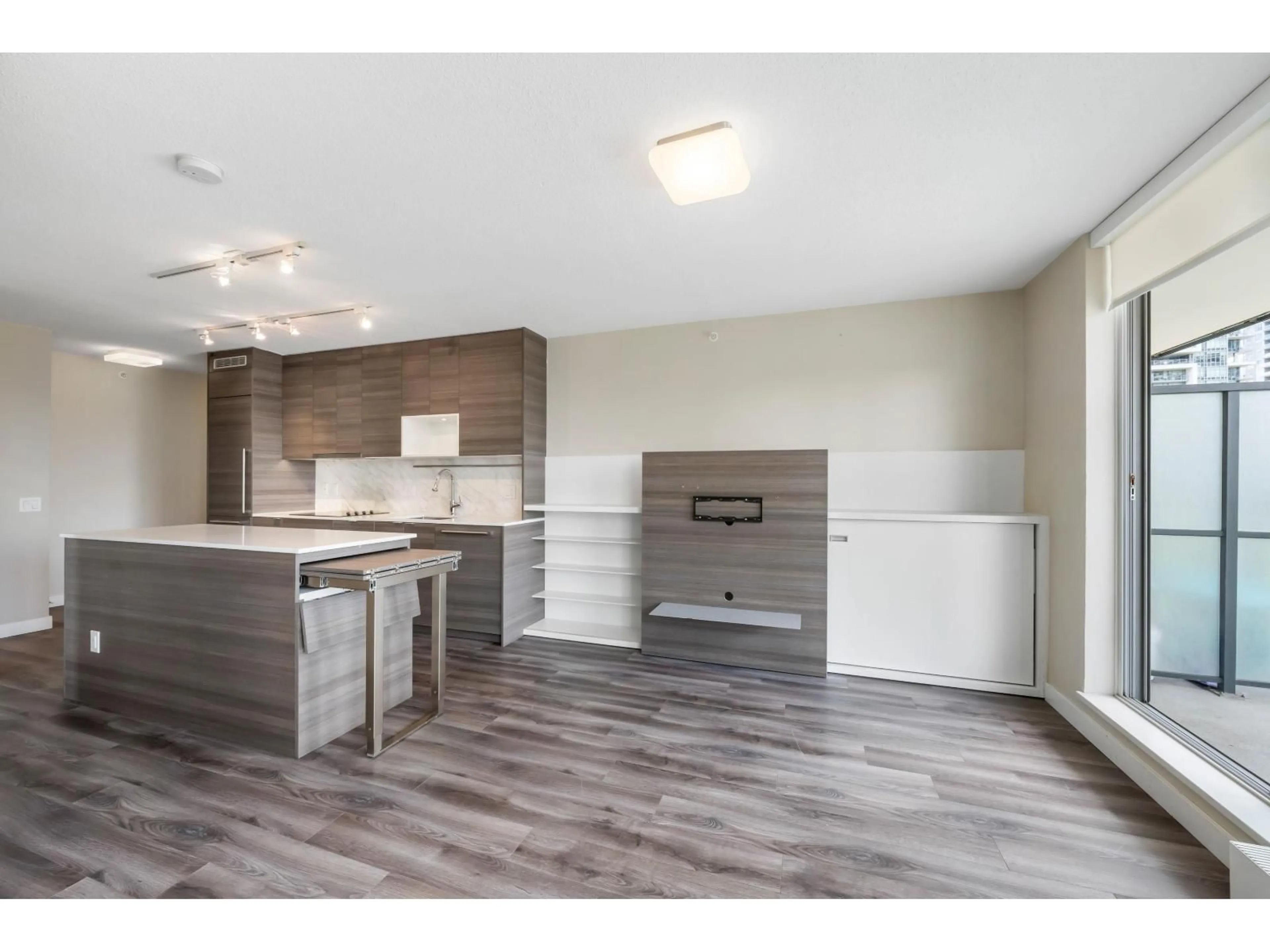 Open concept kitchen, wood/laminate floor for 805 - 13398 104 AVENUE, Surrey British Columbia V3T1V6