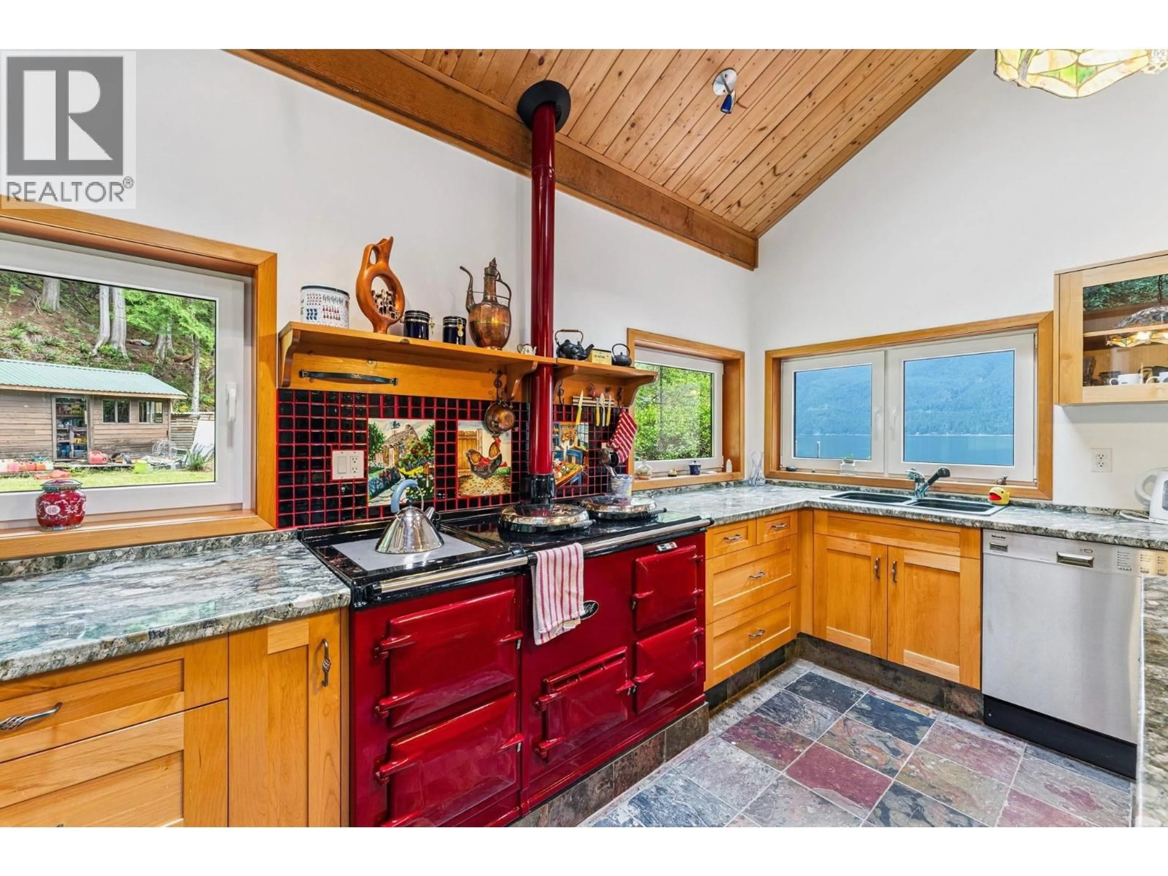 Open concept kitchen, ceramic/tile floor for 12 & 13 COLDWELL BEACH, North Vancouver British Columbia V0V0V0