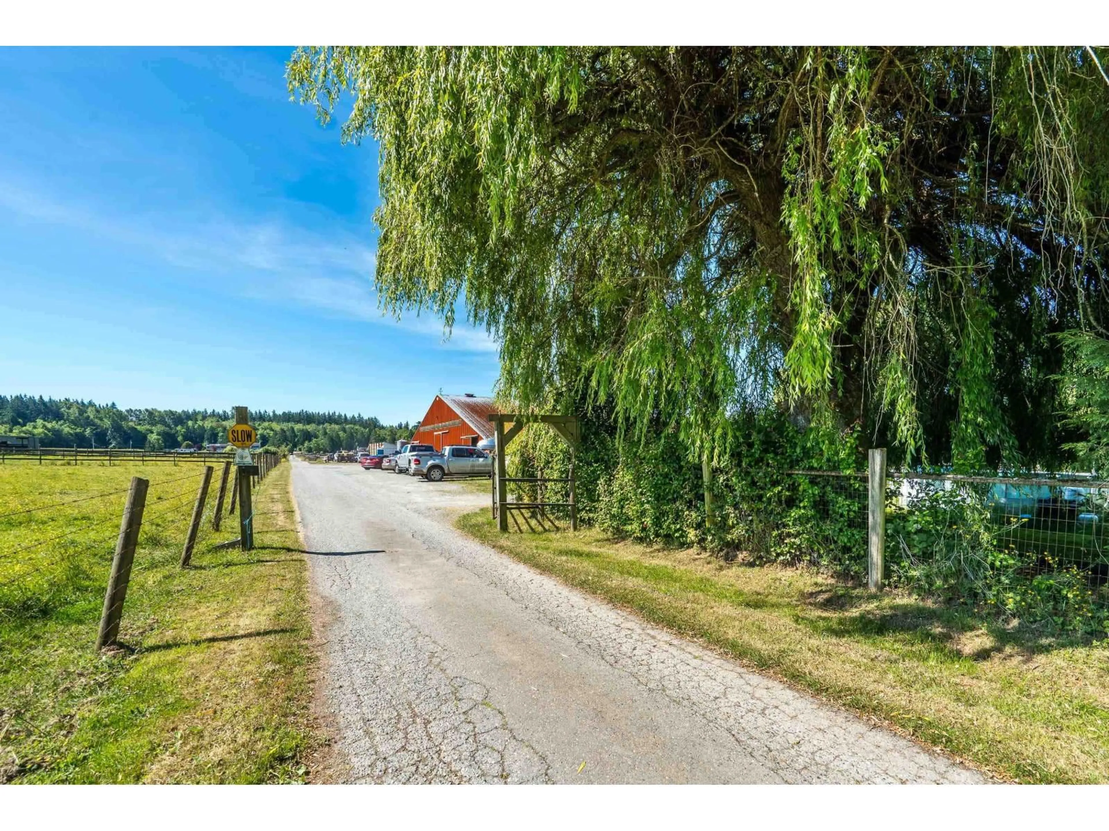 A pic from outside/outdoor area/front of a property/back of a property/a pic from drone, street for 19636 8 AVENUE, Langley British Columbia V2Z1W1