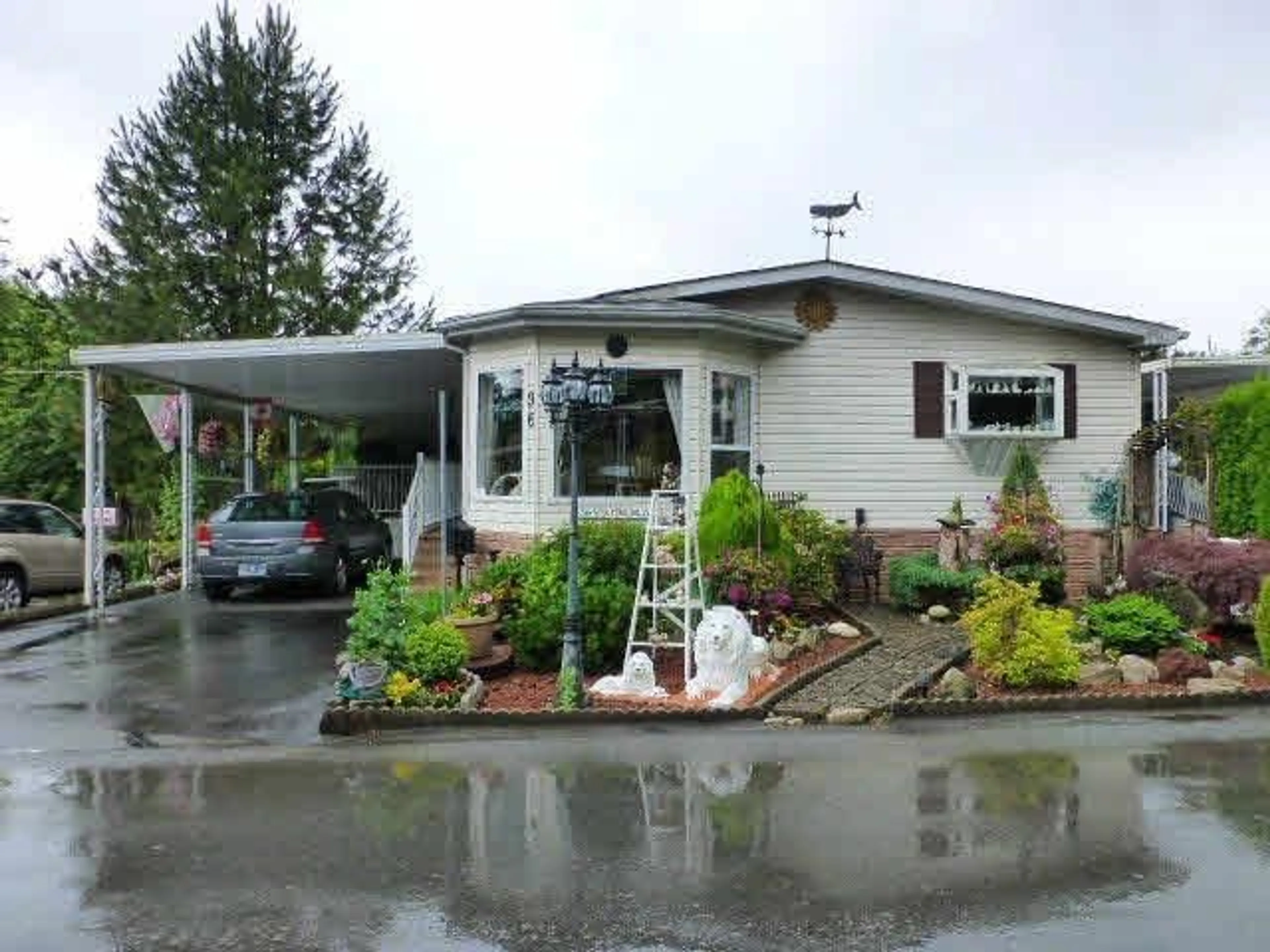 Home with vinyl exterior material, unknown for 96 - 24330 FRASER HIGHWAY, Langley British Columbia V2Z1N2