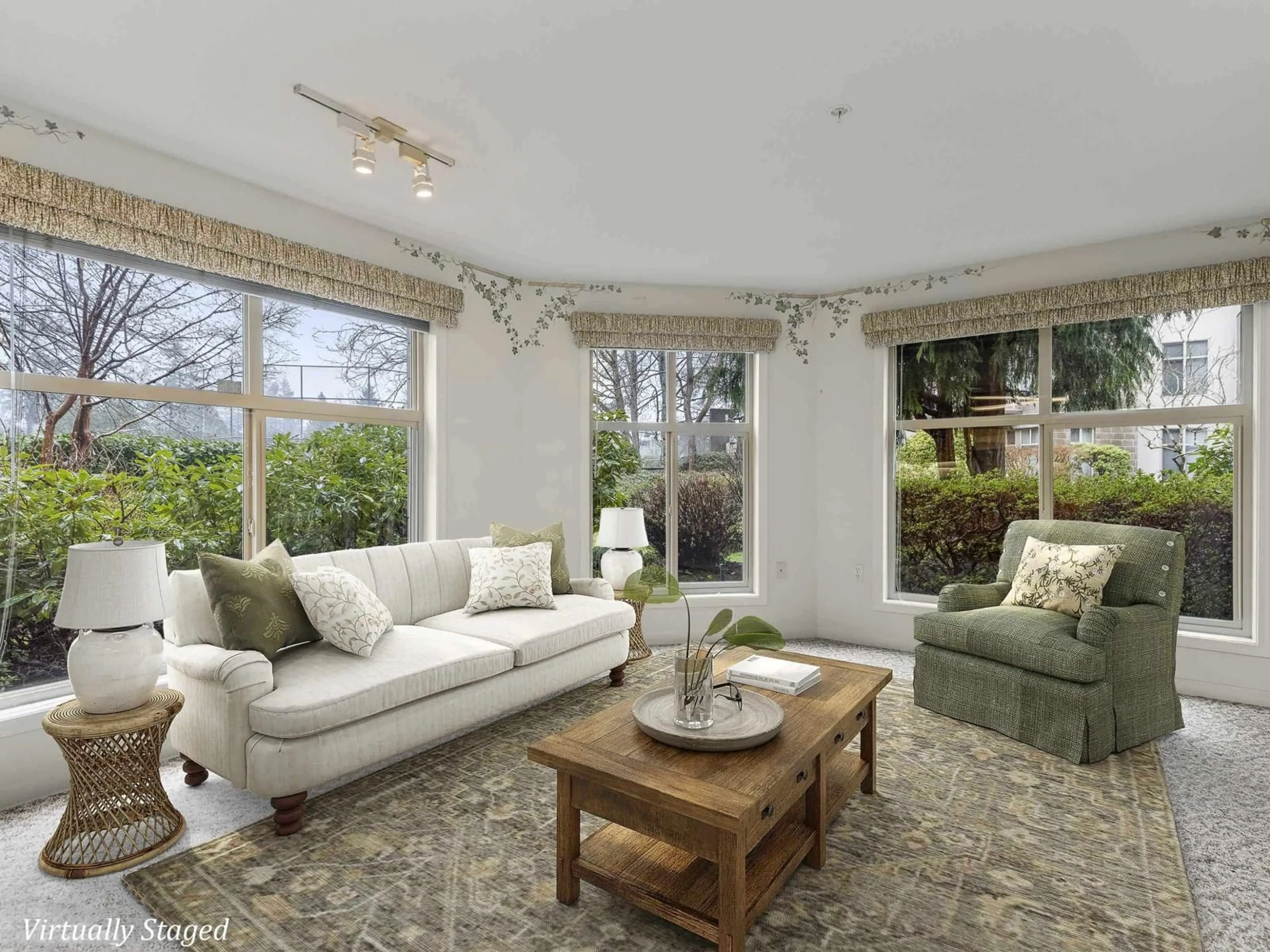 Living room with furniture, unknown for 118 - 15350 19A AVENUE, Surrey British Columbia V4A9W1