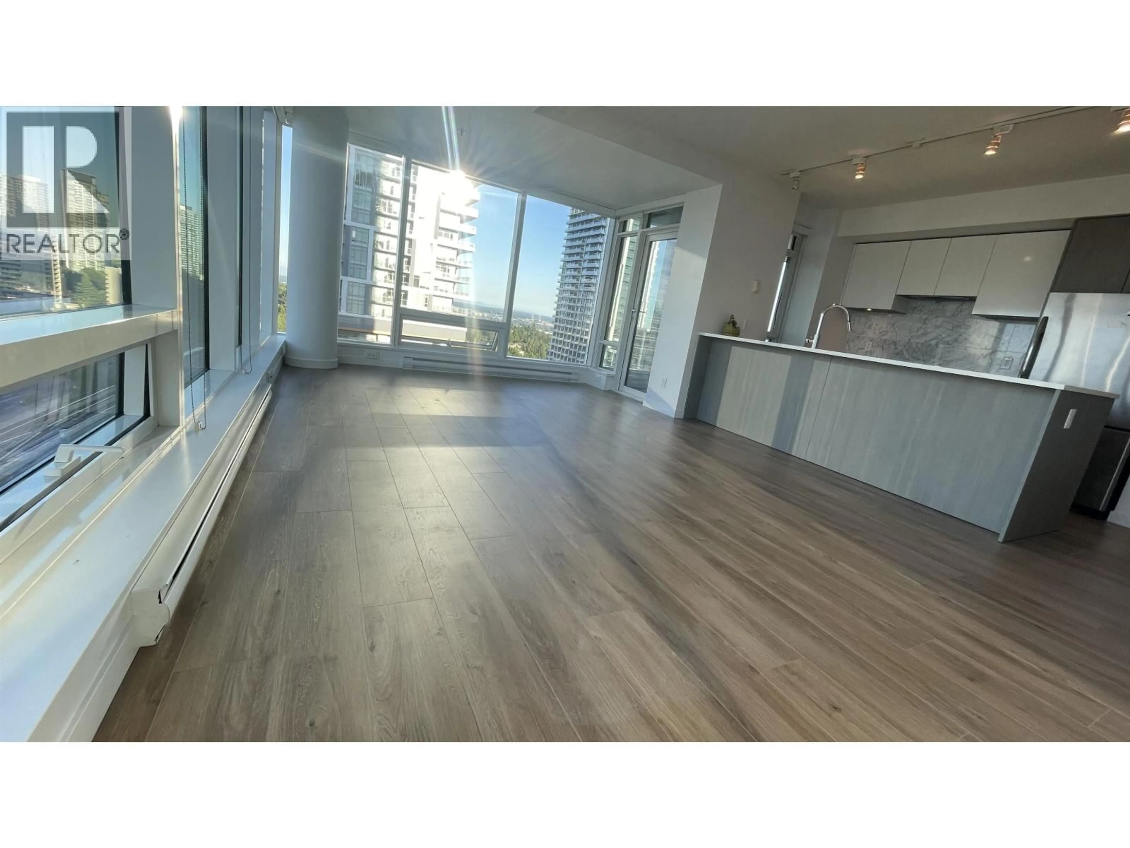 A pic of a room for 1702 - 6461 TELFORD AVENUE, Burnaby British Columbia V5H0B7