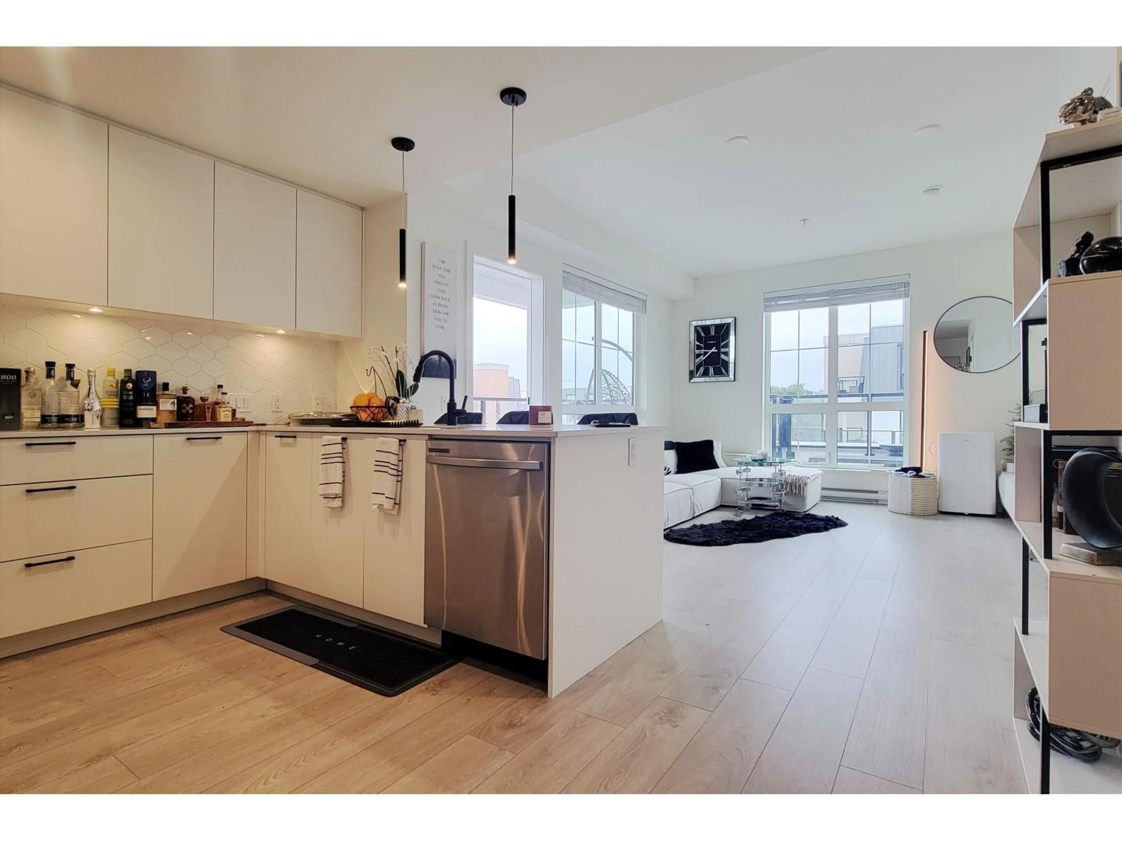 Open concept kitchen, unknown for 507 - 8379 201 STREET, Langley British Columbia V2Y3S6