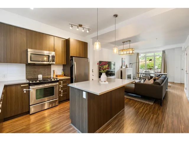 TH11 - 10290 133 STREET, Surrey 5