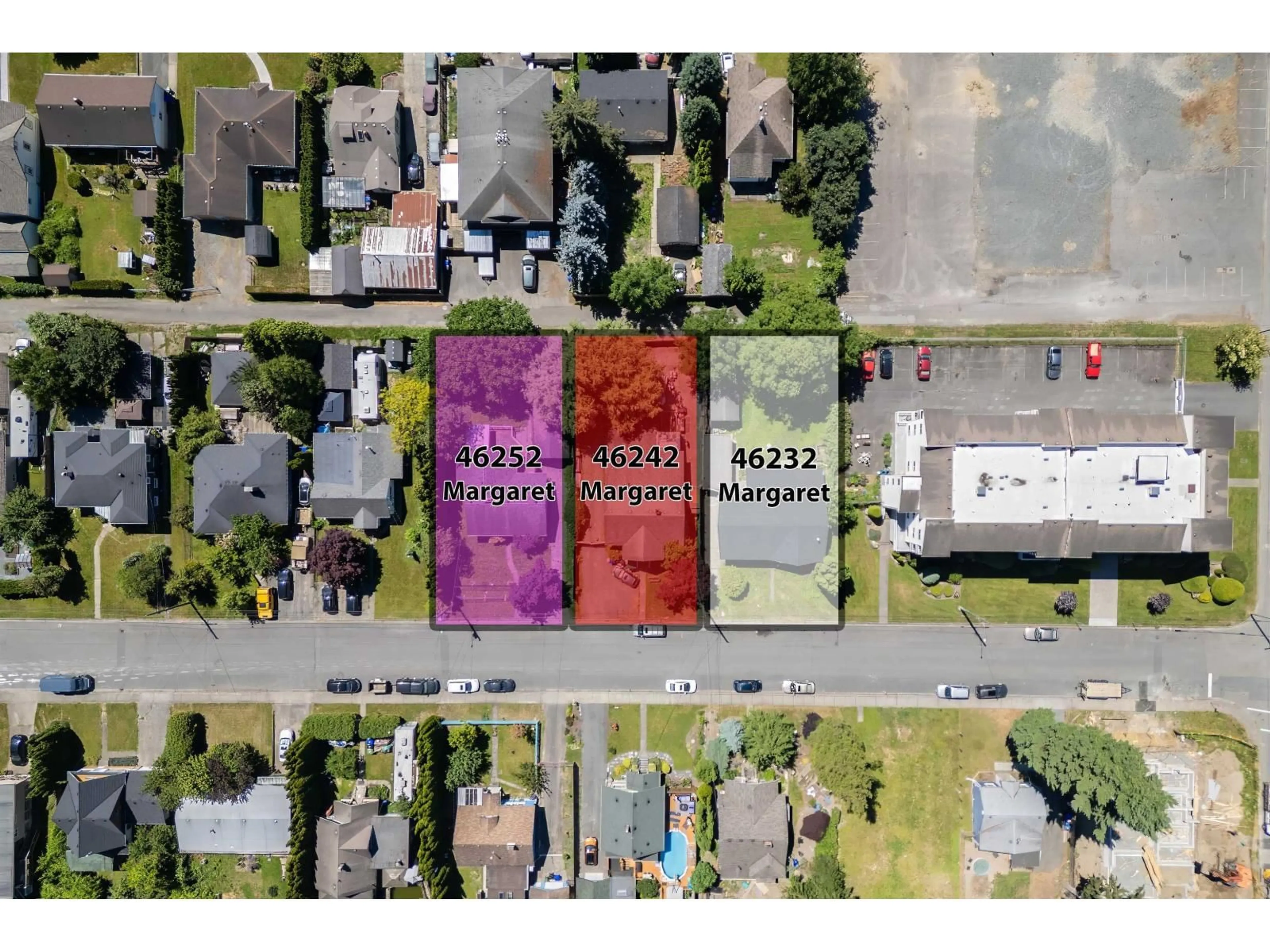 A pic from outside/outdoor area/front of a property/back of a property/a pic from drone, street for 46242 MARGARET AVENUE, Chilliwack British Columbia V2P2G9