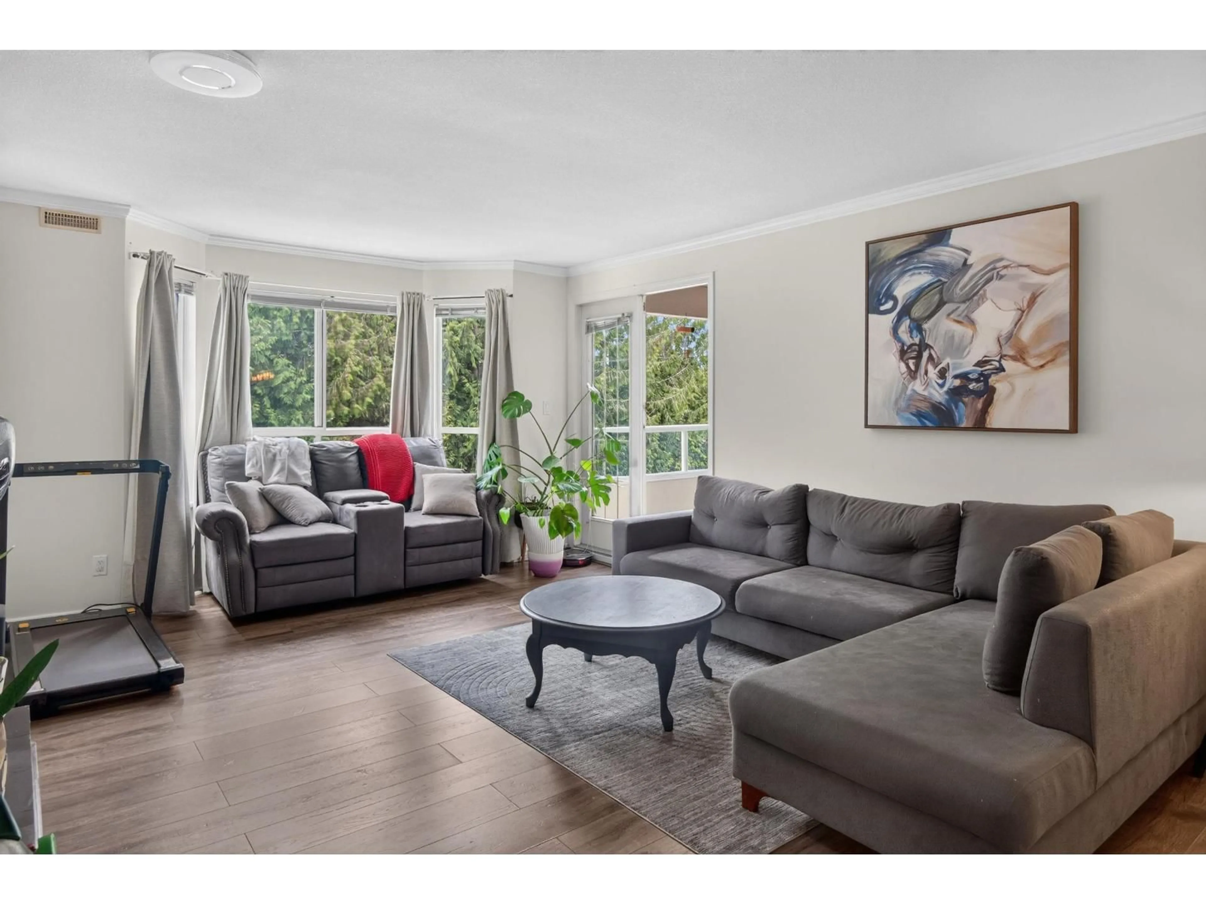Living room with furniture, unknown for 205 - 6440 197 STREET, Langley British Columbia V2Y1H9