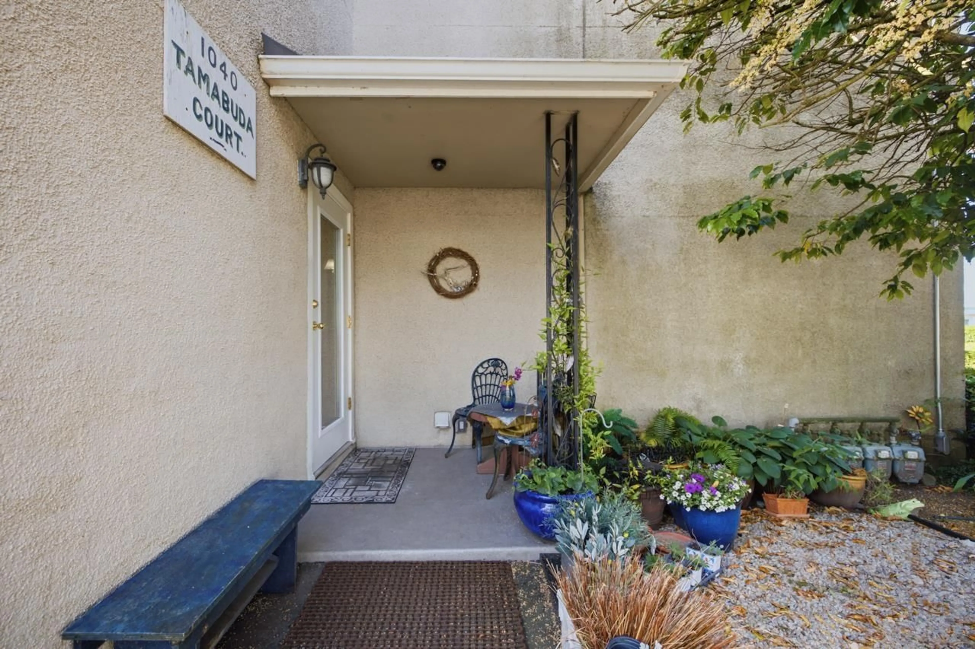 Unknown for 1 - 1040 PARKER STREET, White Rock British Columbia V4B4R7