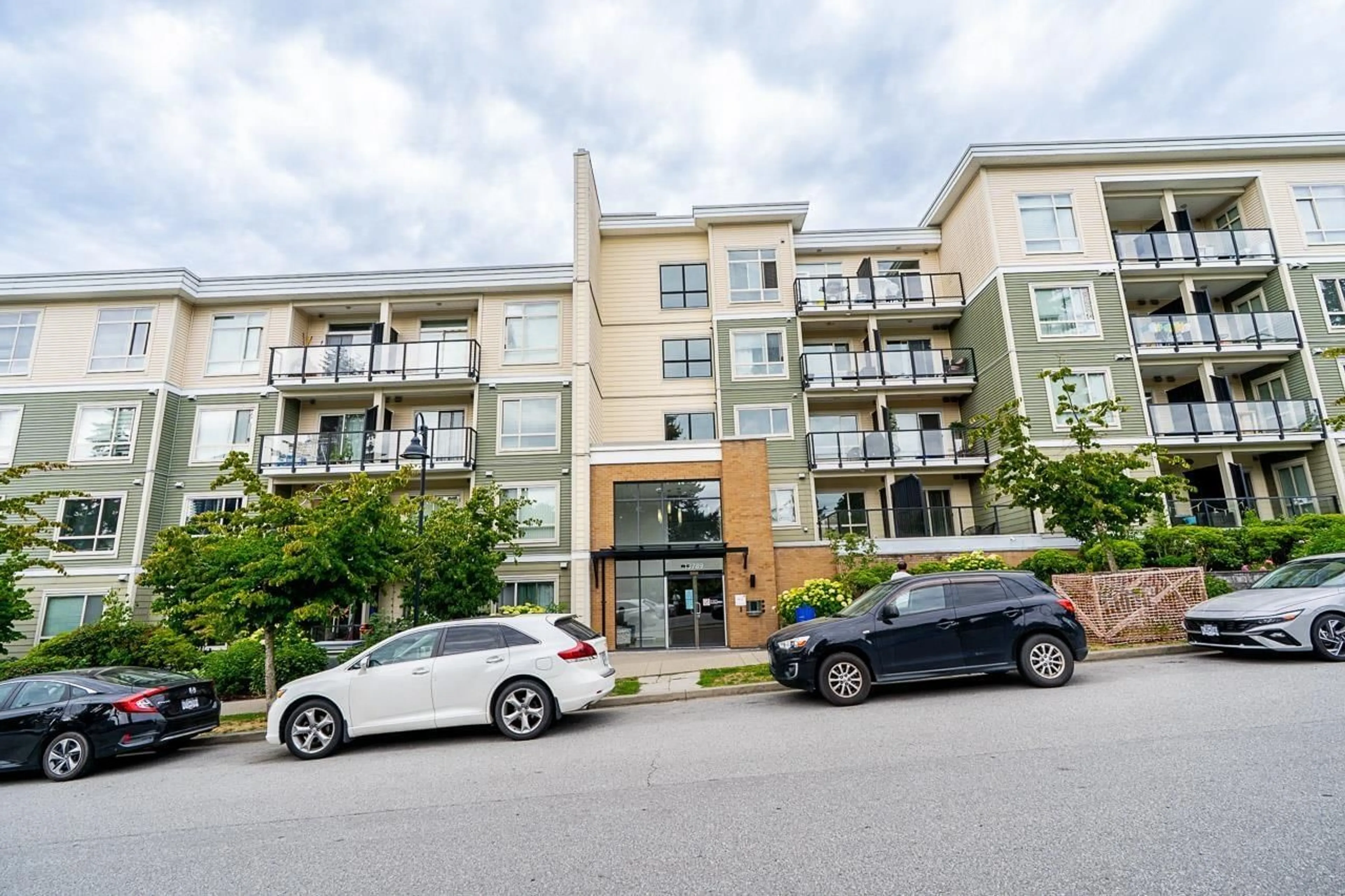 Unknown for 106 - 13789 107A AVENUE, Surrey British Columbia V3S0B8