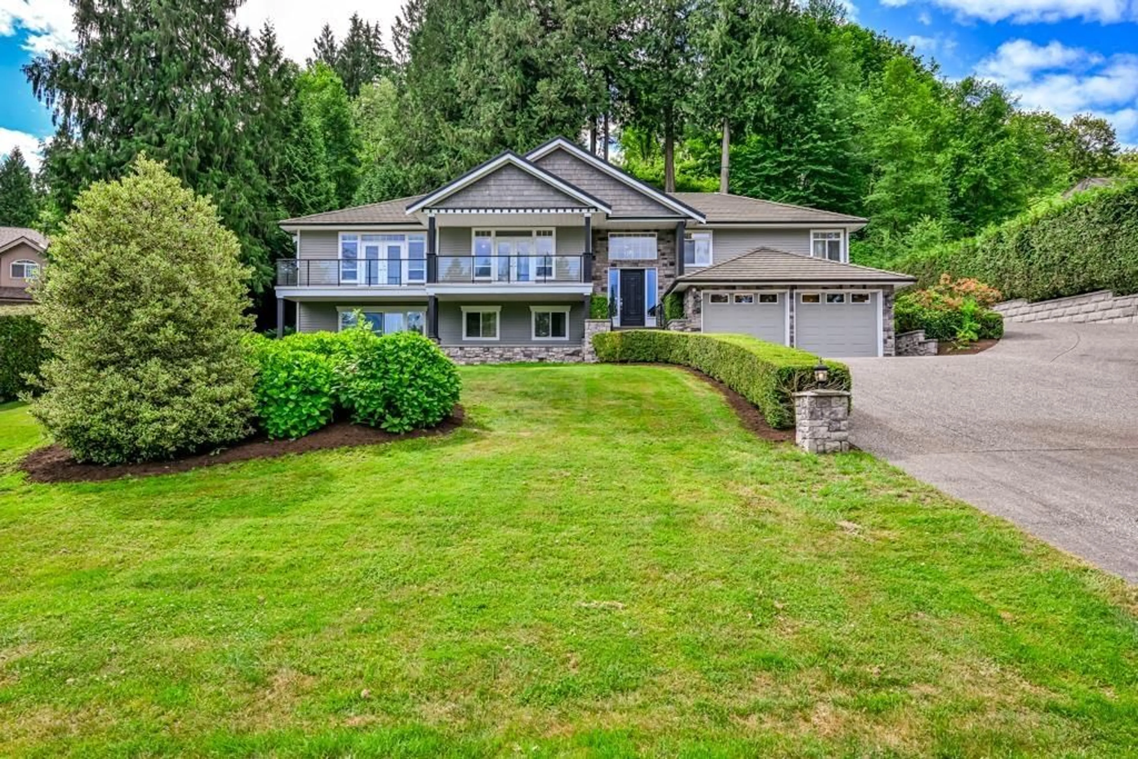 A pic from outside/outdoor area/front of a property/back of a property/a pic from drone, water/lake/river/ocean view for 25760 82 AVENUE, Langley British Columbia V1M2M8