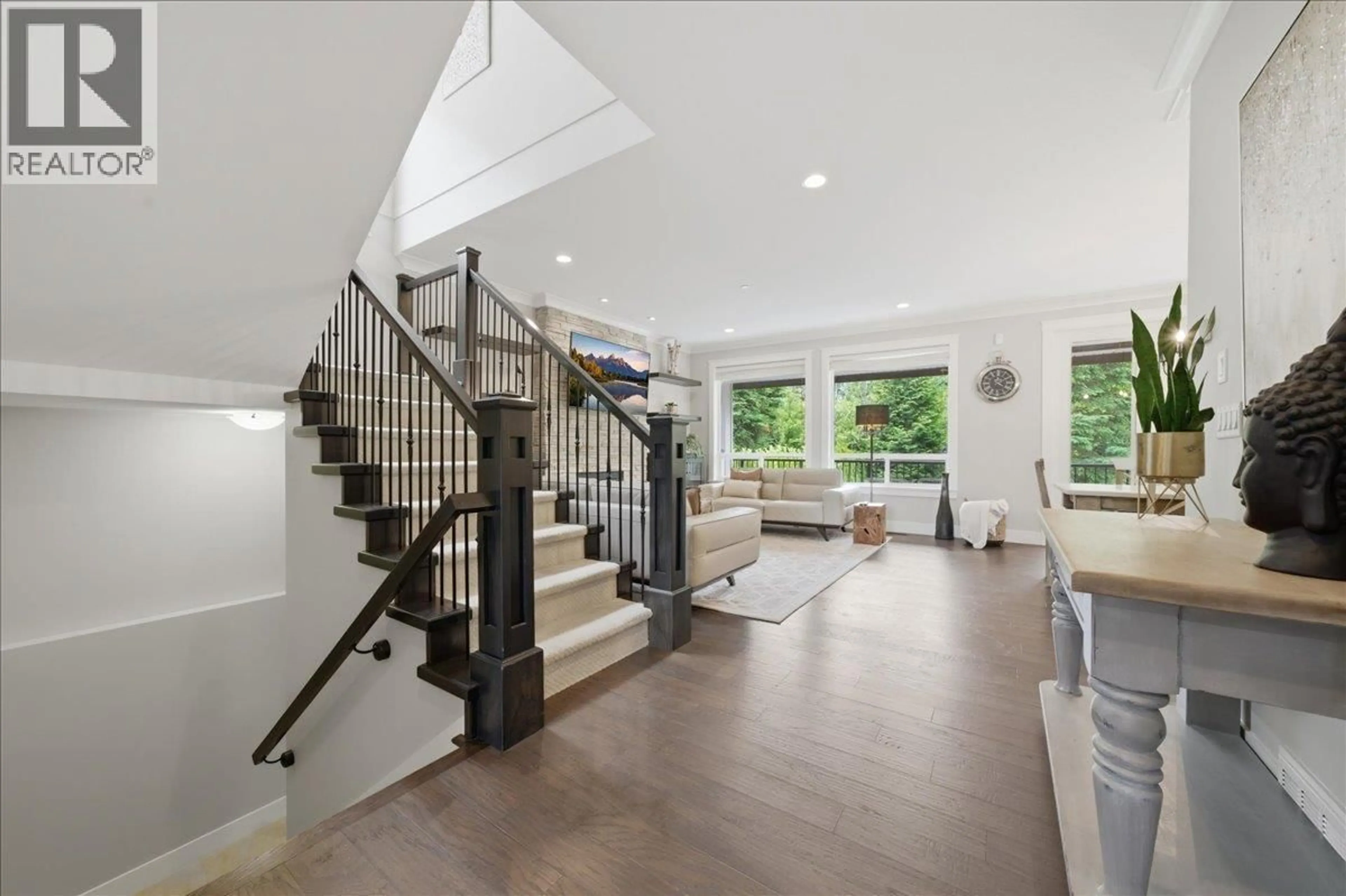 Indoor foyer for 24766 100A AVENUE, Maple Ridge British Columbia V2W0H1