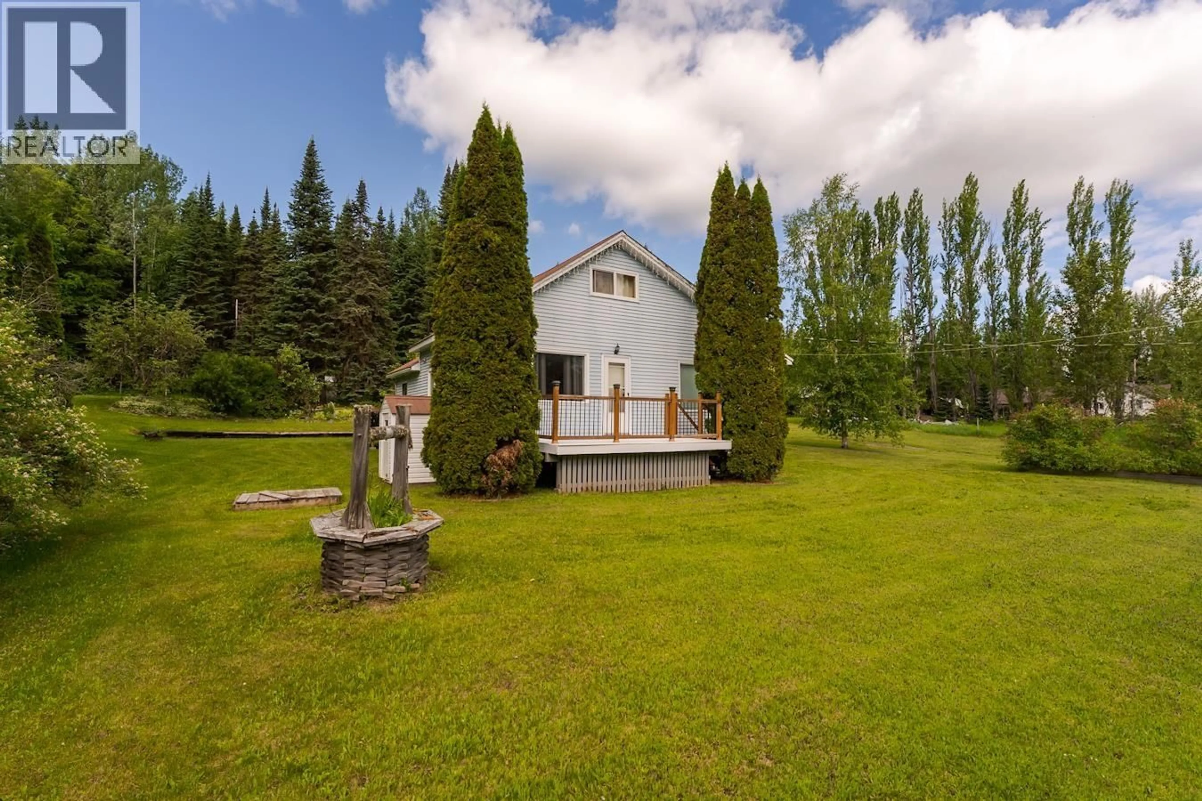 A pic from outside/outdoor area/front of a property/back of a property/a pic from drone, unknown for 4755 UPPER FRASER ROAD, Prince George British Columbia V2K5C9