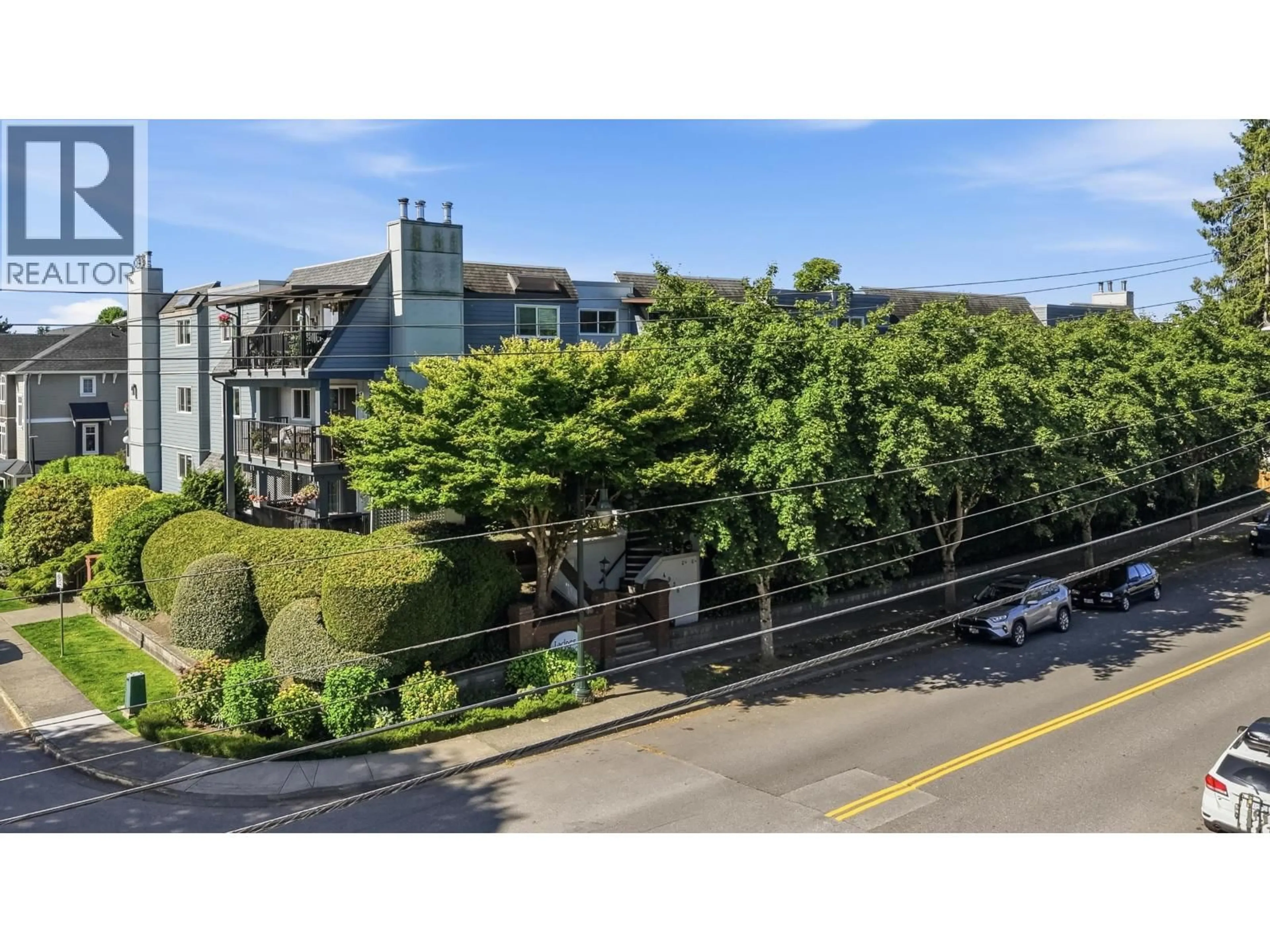 A pic from outside/outdoor area/front of a property/back of a property/a pic from drone, unknown for 306 - 4926 48 AVENUE, Delta British Columbia V4K1V3