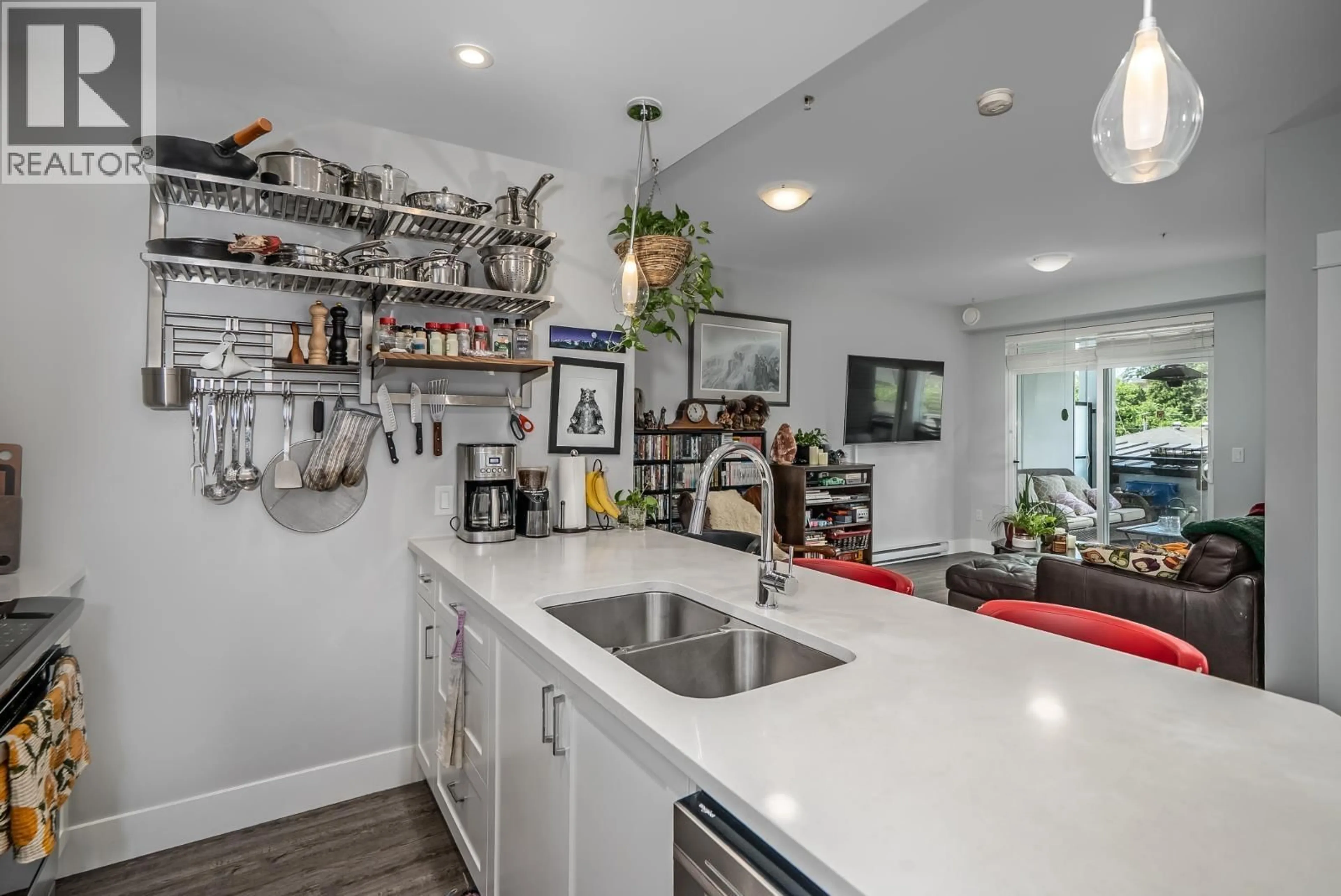 Open concept kitchen, ceramic/tile floor for 4212 - 2180 KELLY AVENUE, Port Coquitlam British Columbia V3C0L1