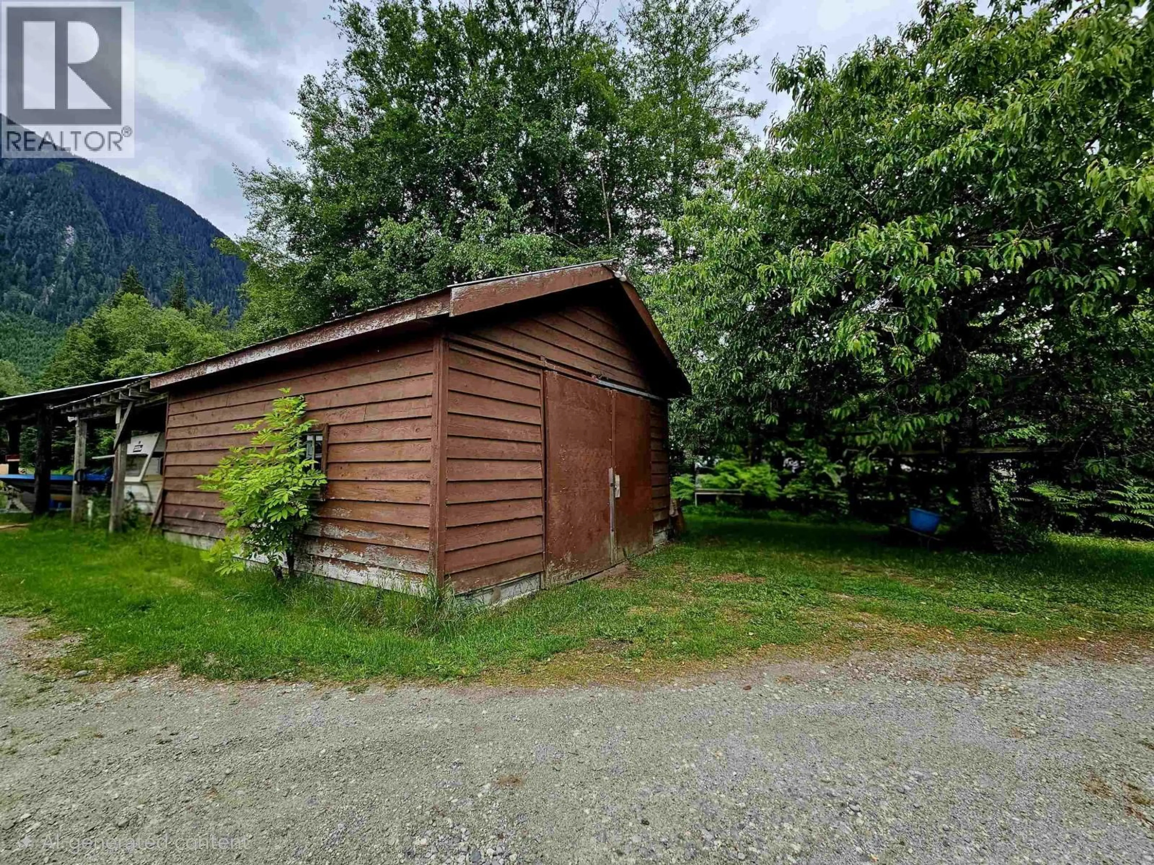 Shed for 937 MACKENZIE HIGHWAY, Bella Coola British Columbia V0T1C0