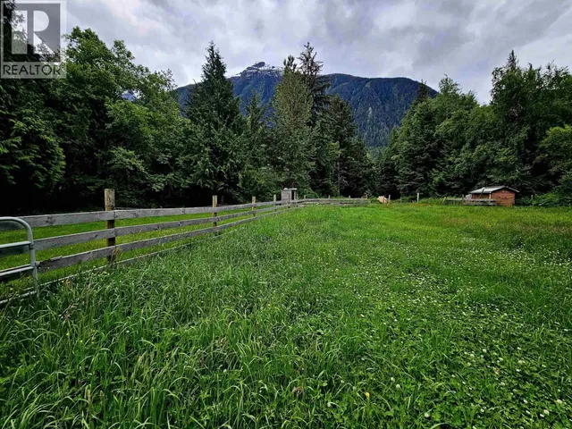 937 MACKENZIE HIGHWAY, Bella Coola 5