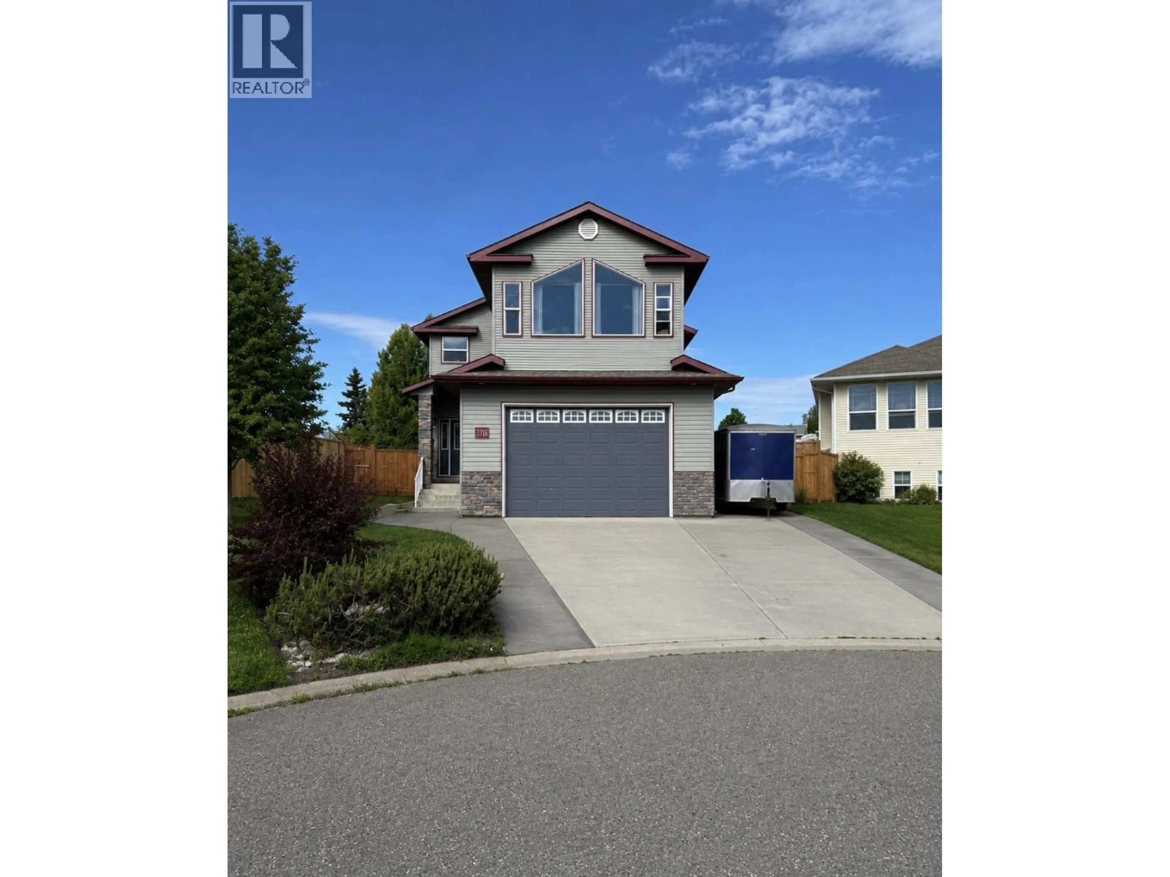 A pic from outside/outdoor area/front of a property/back of a property/a pic from drone, street for 3713 CHARTWELL AVENUE, Prince George British Columbia V2N6Y5