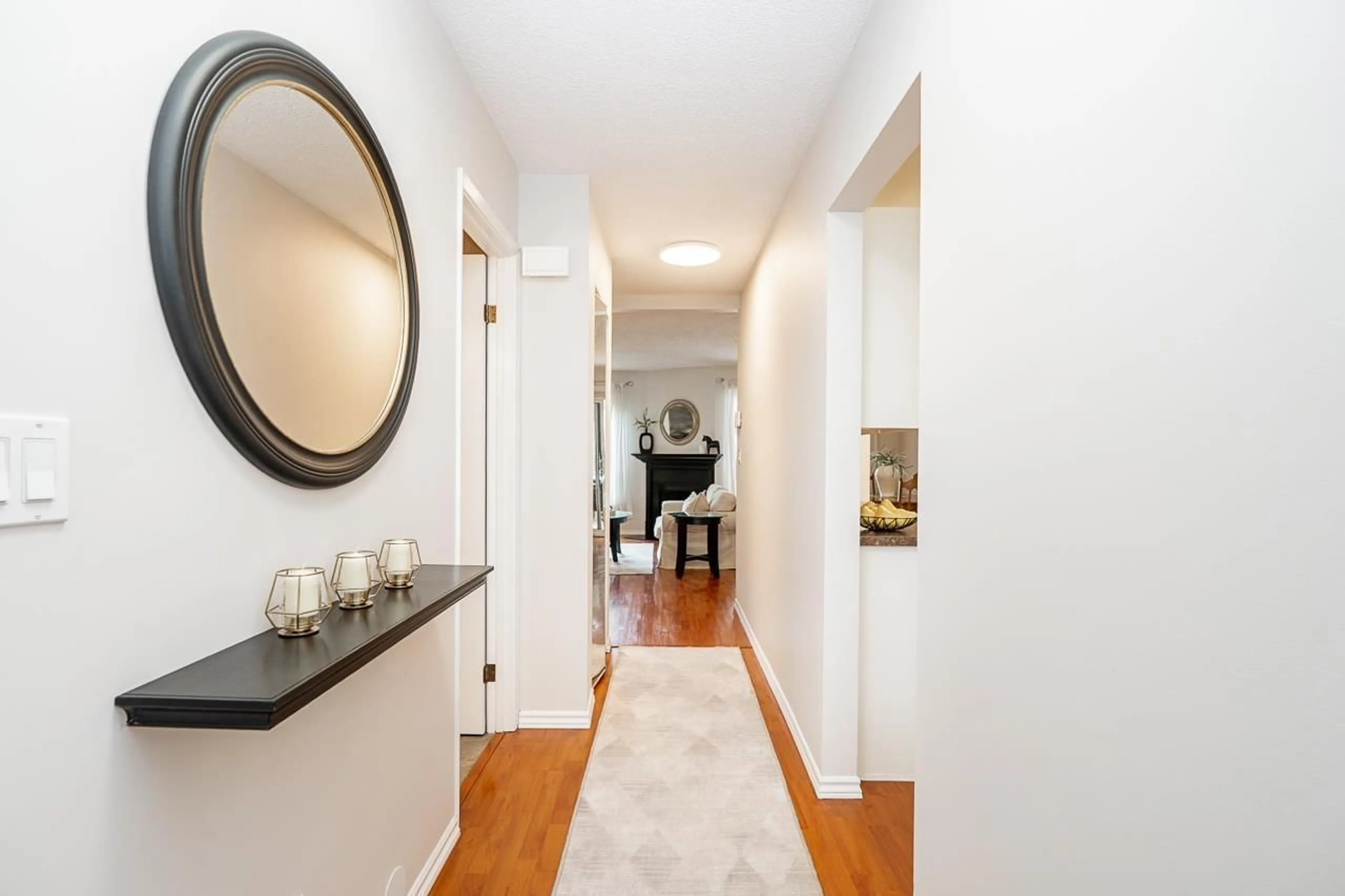 Indoor entryway for 30 - 6712 BAKER ROAD, Delta British Columbia V4E2V3