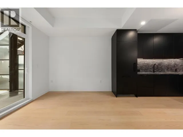 122 - 650 2ND STREET, North Vancouver 4