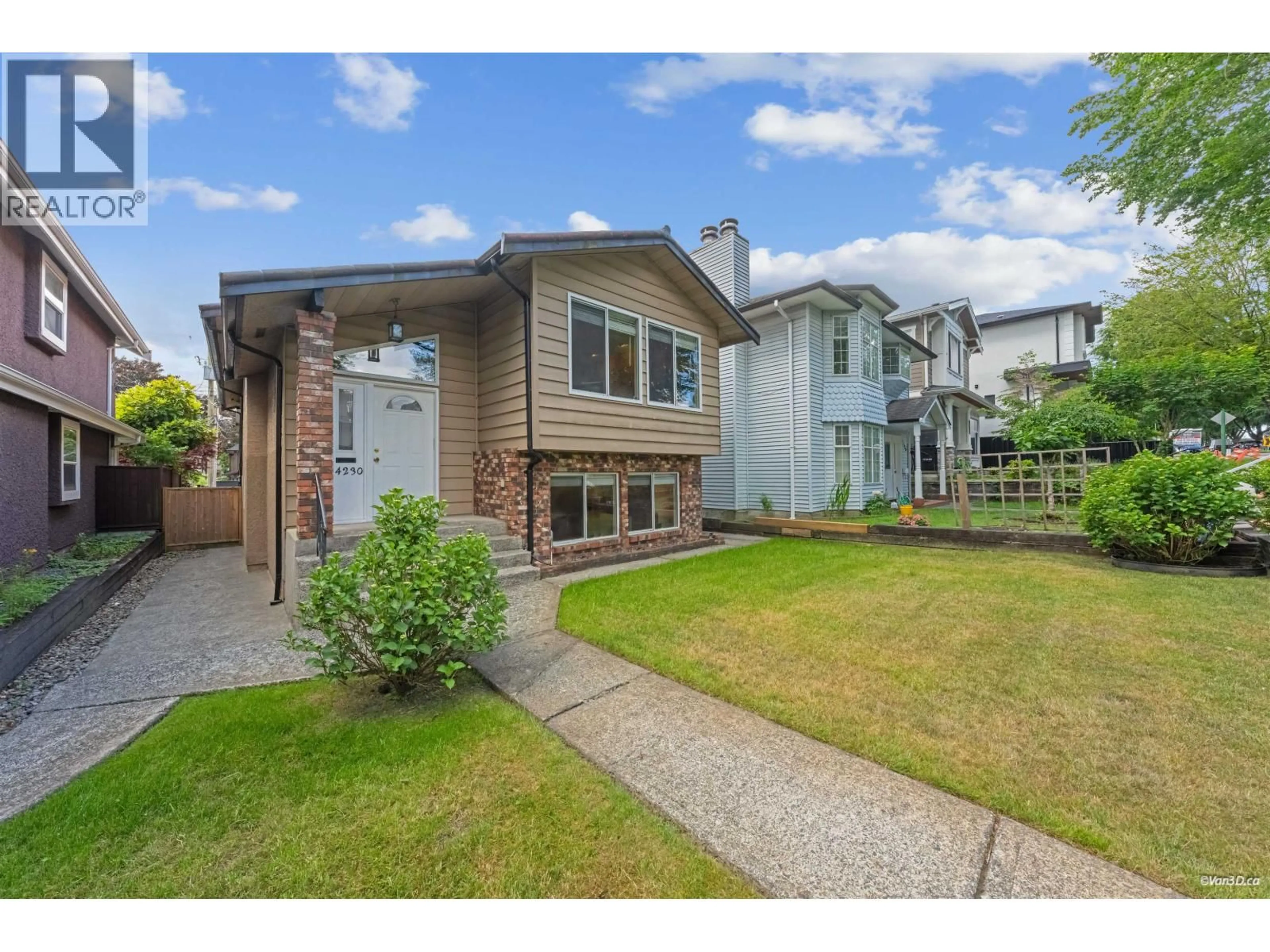 A pic from outside/outdoor area/front of a property/back of a property/a pic from drone, street for 4230 UNION STREET, Burnaby British Columbia V5C2X4