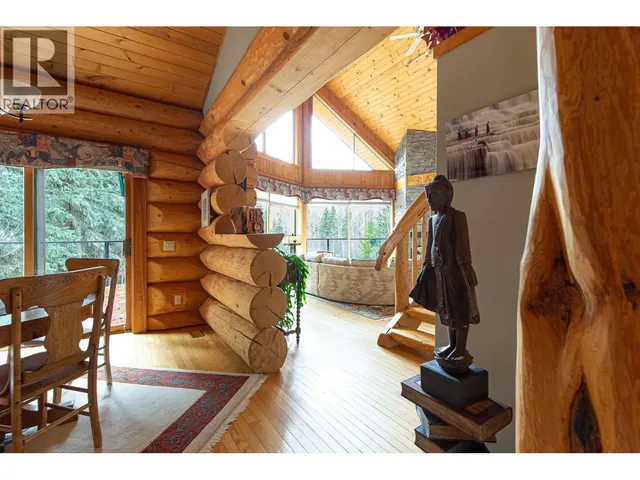 3535 CROOKED CREEK ROAD, Valemount 3