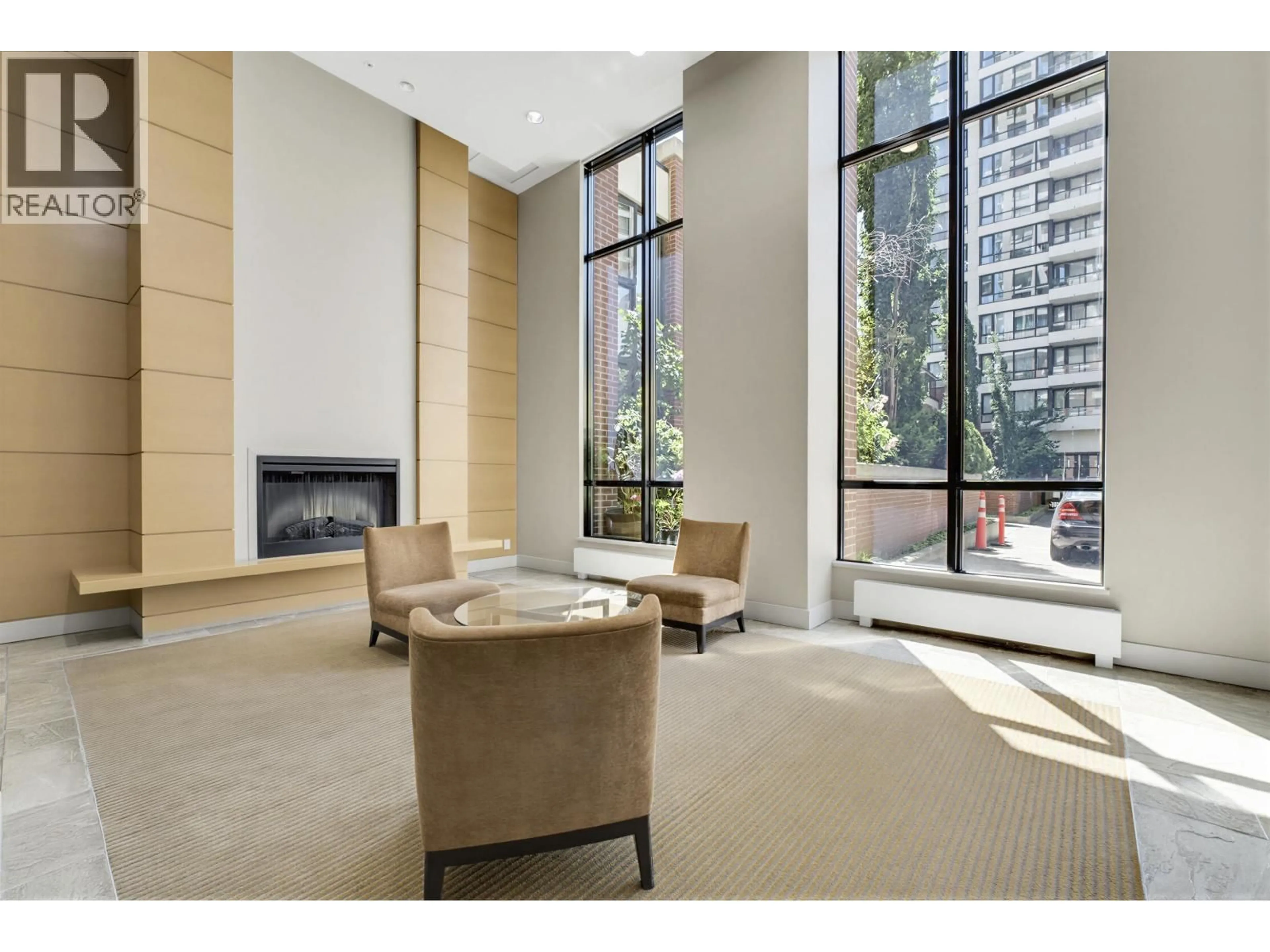 Indoor foyer for 308 SMITHE STREET, Vancouver British Columbia V6B1S3
